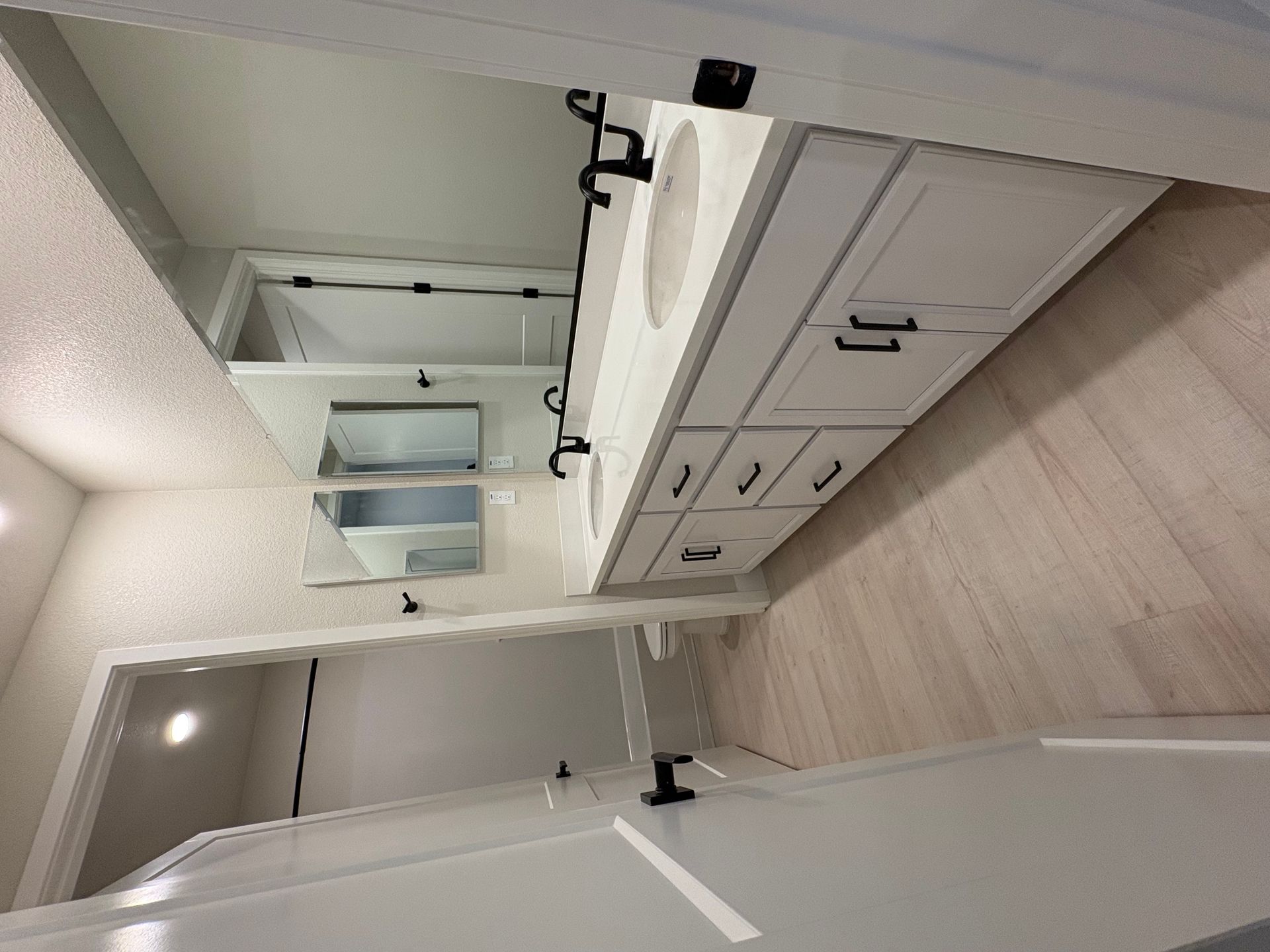 Secondary bathroom