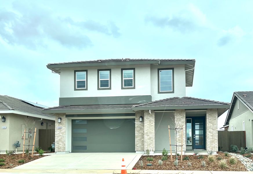 Plan 2353 by Elliott Homes in Sacramento CA