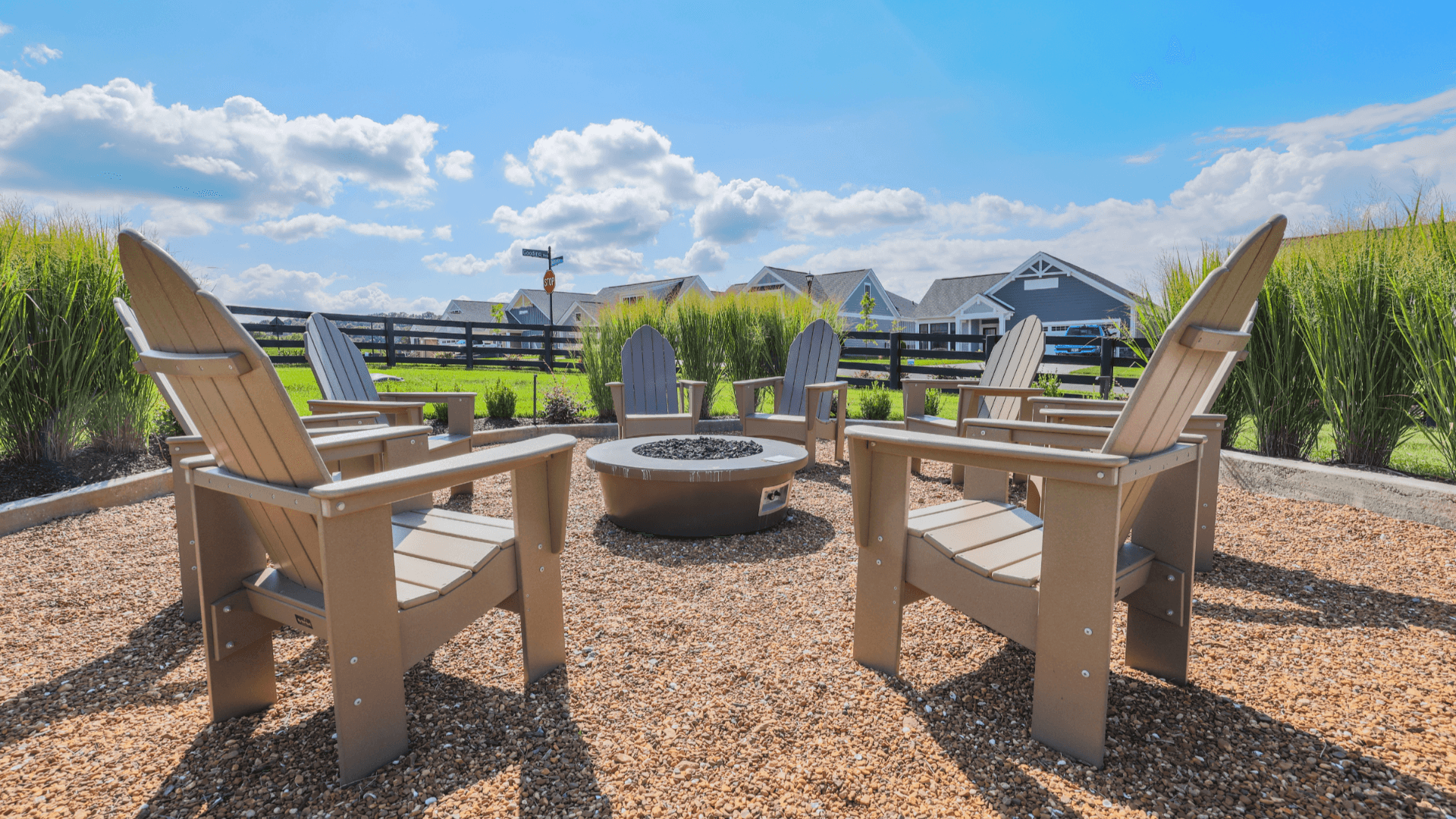 casa en The Courtyards at Stewarts Creek por Epcon Communities