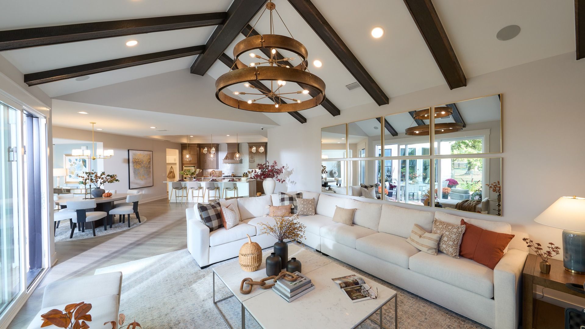 casa en The Courtyards of Cielo Ranch por Epcon Communities