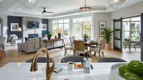 The Courtyards at Bailey Farms por Epcon Communities en Atlanta Georgia