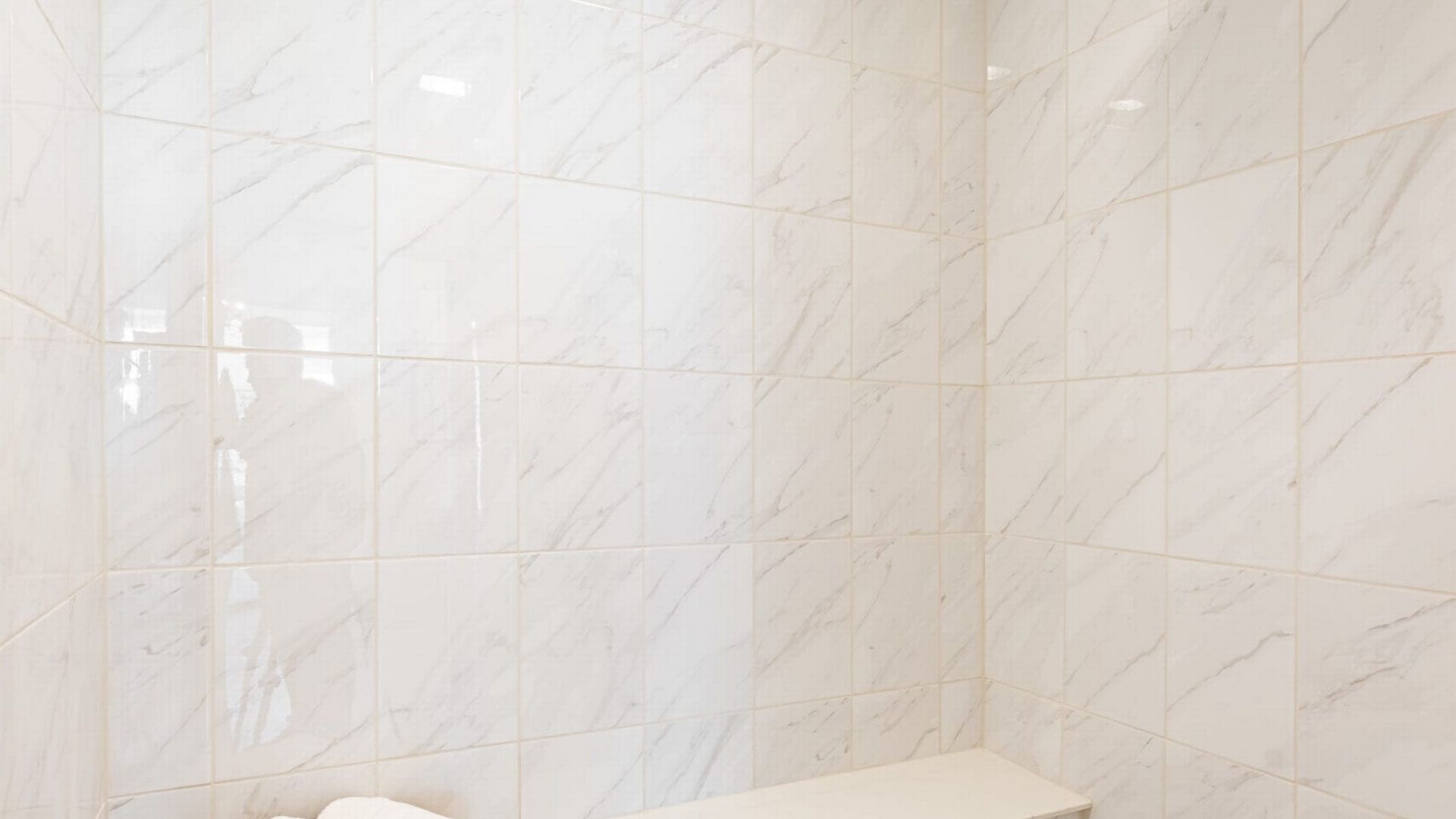 Epcon Palazzo Owners Bath Shower