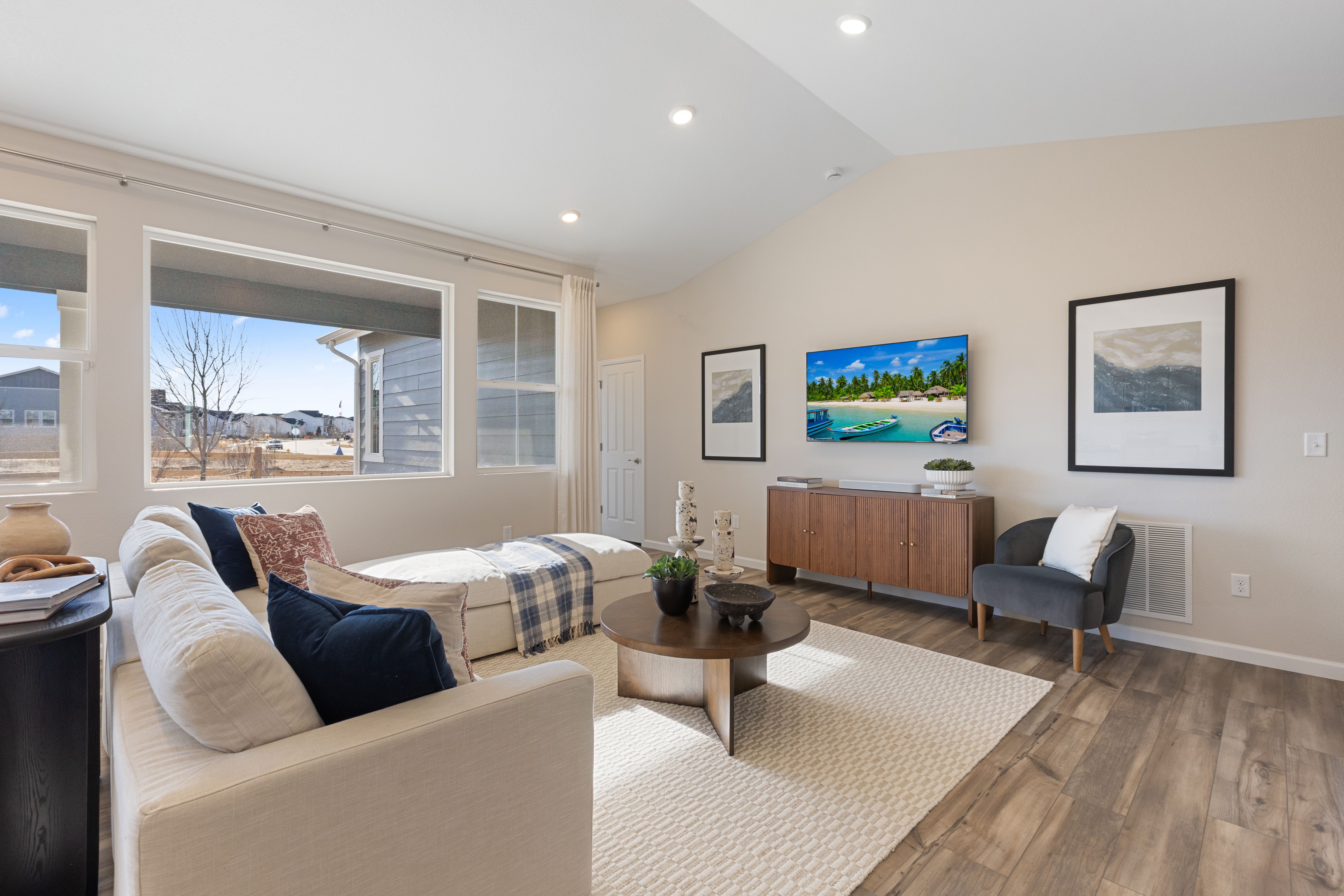 casa en The Aurora Highlands por Risewell Homes