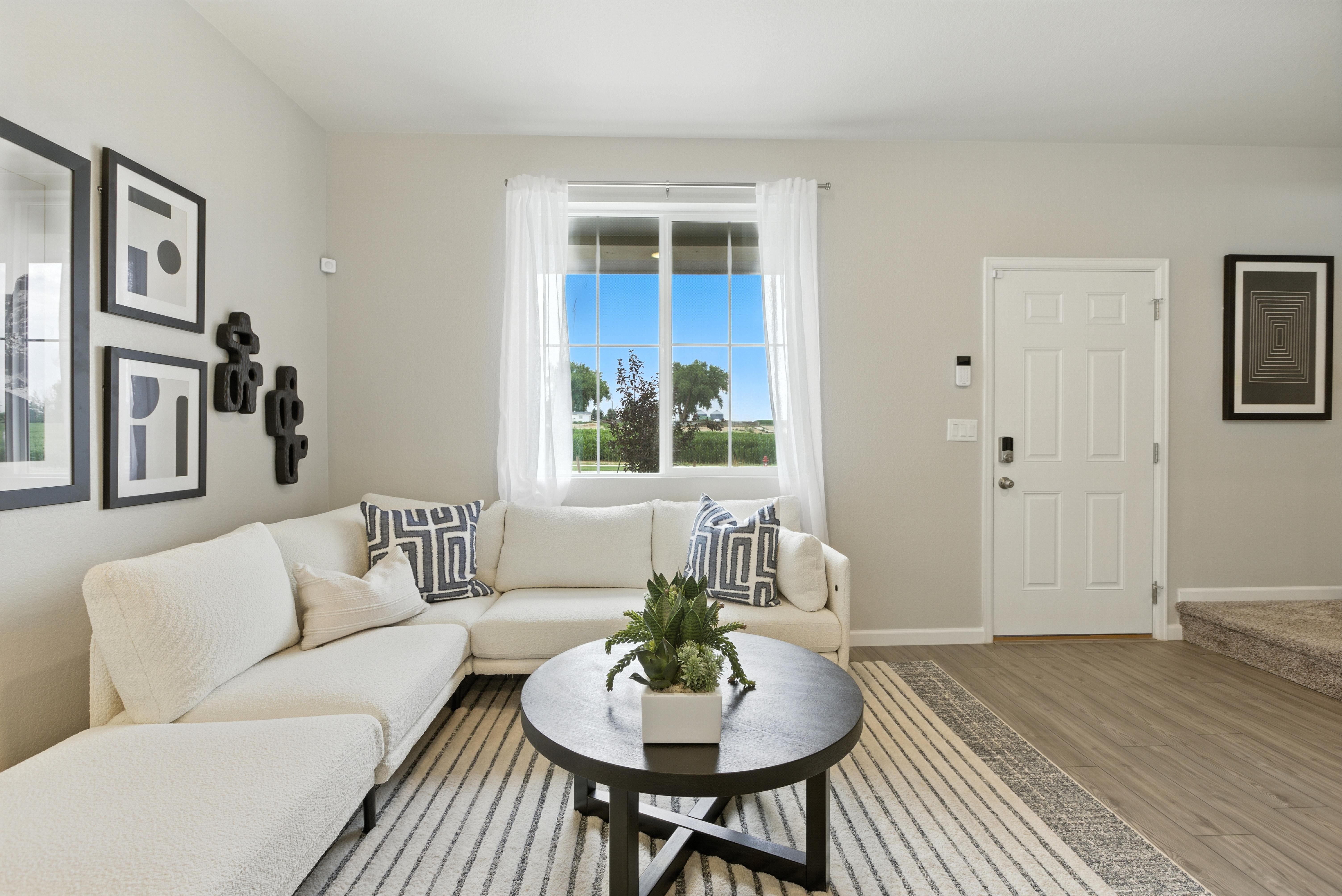 casa en Spring Valley por Risewell Homes