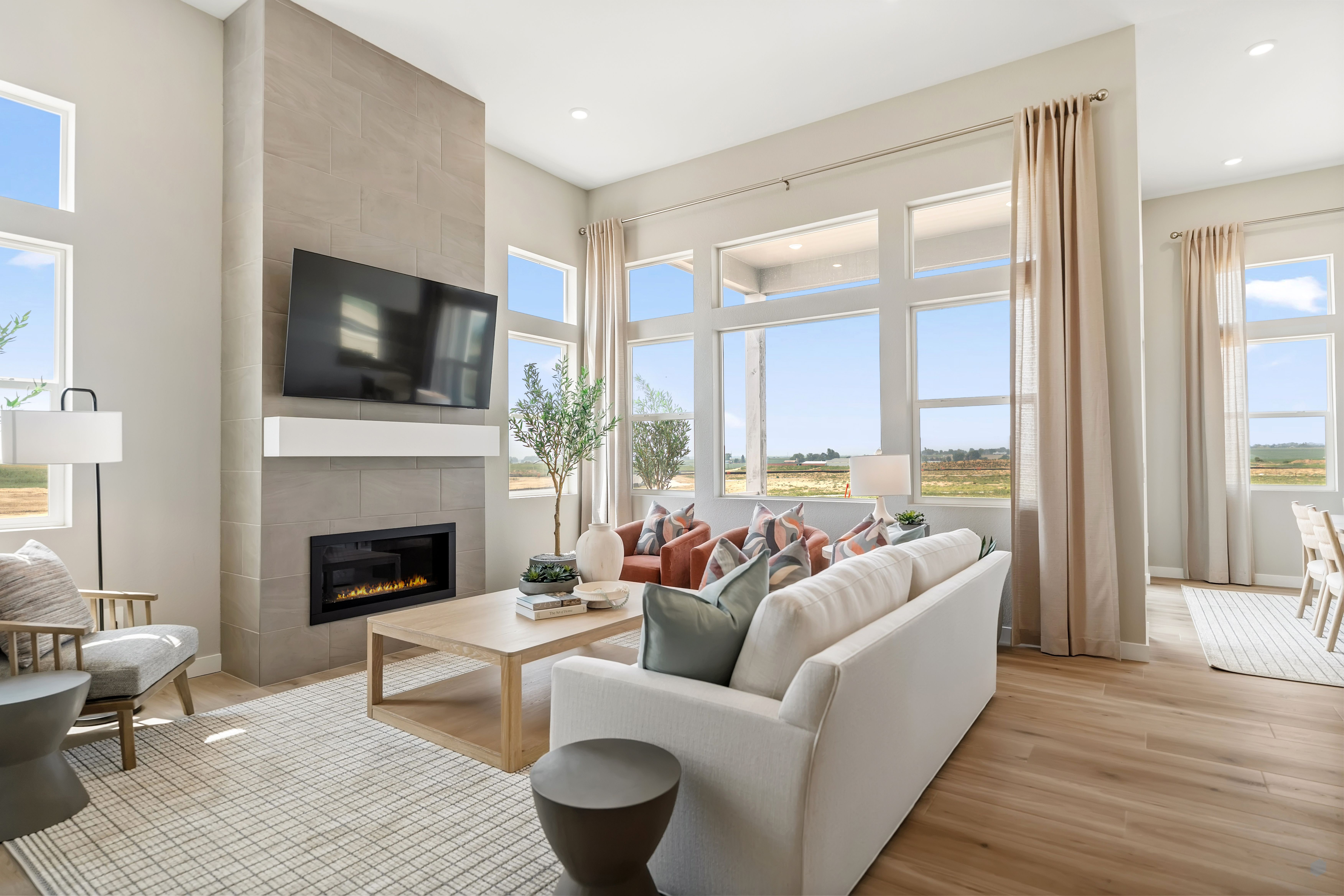 casa en The Estates Collection at Mead Crossing por Risewell Homes