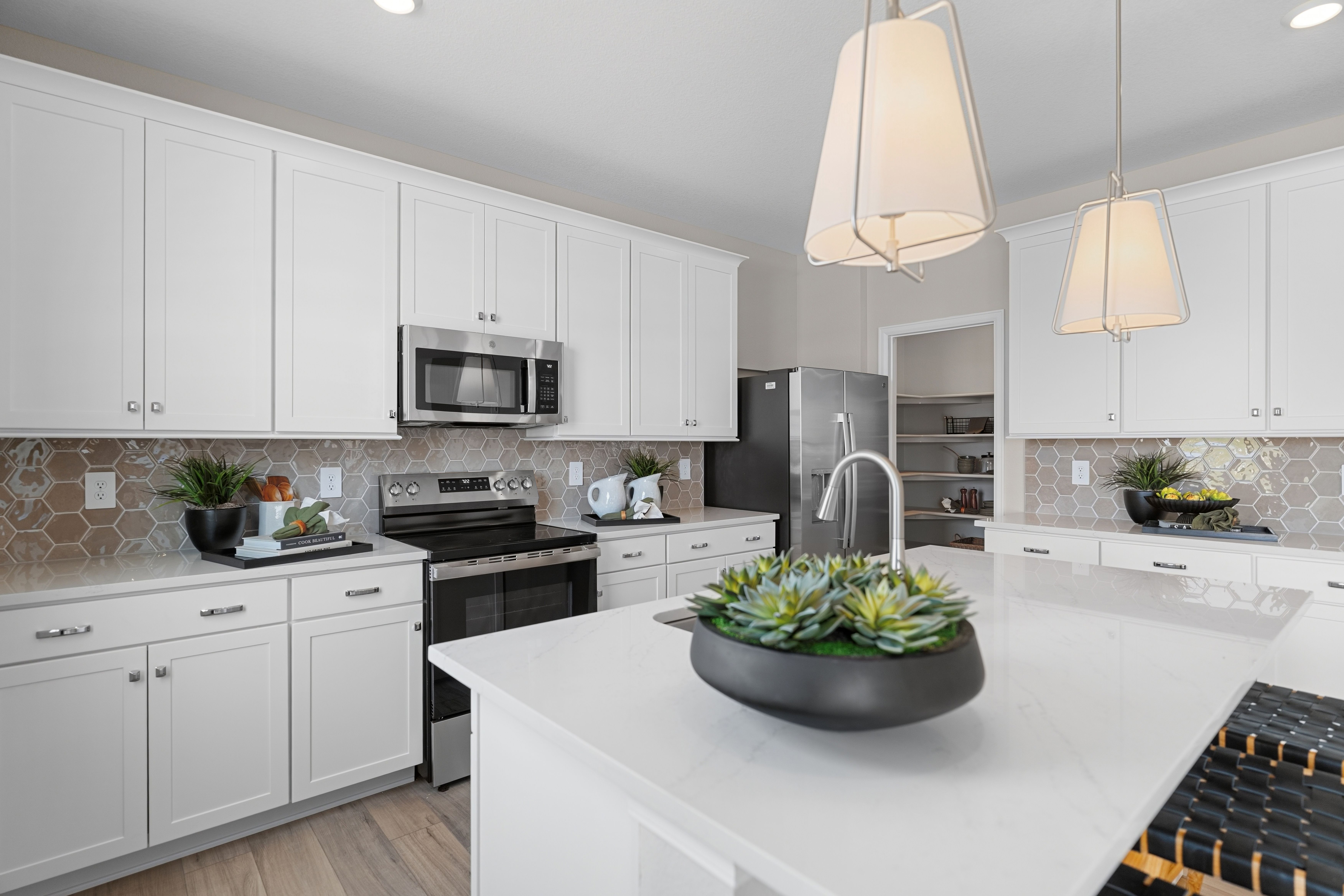 casa en The Cottages Collection at Mead Crossing por Risewell Homes