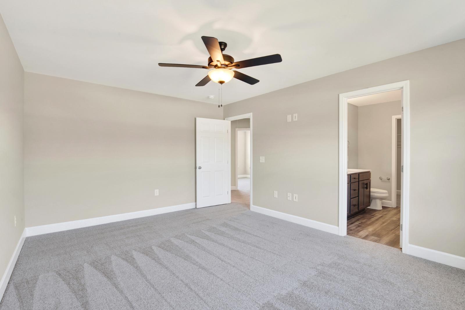239 Haisley Run New Haven Townhome B Primary Bedroom with Ensuite – Guyton GA