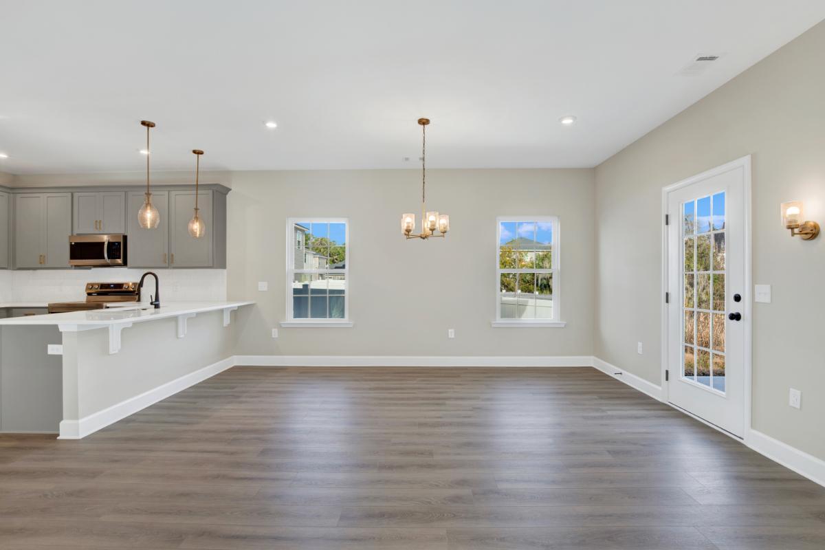 Oscar Mulberry Breakfast Area – Ernest Homes