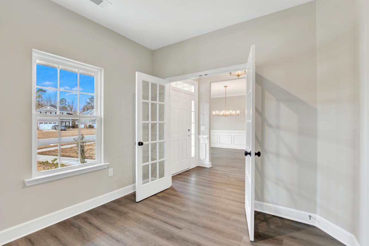 Oscar Mulberry Floor Plan | Study Located Near Foyer