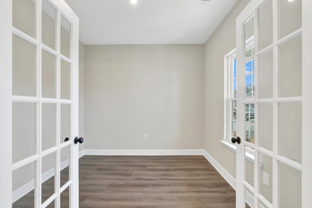 Oscar Mulberry Floor Plan | Private Study with French Doors