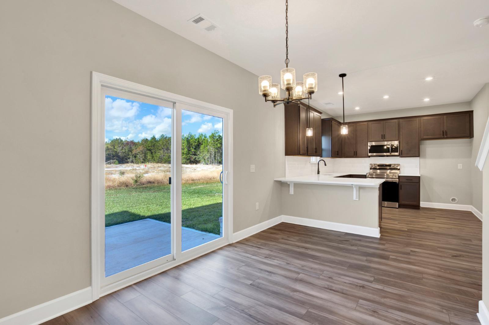 239 Haisley Run New Haven Townhome B Breakfast Area & Kitchen View – Guyton GA