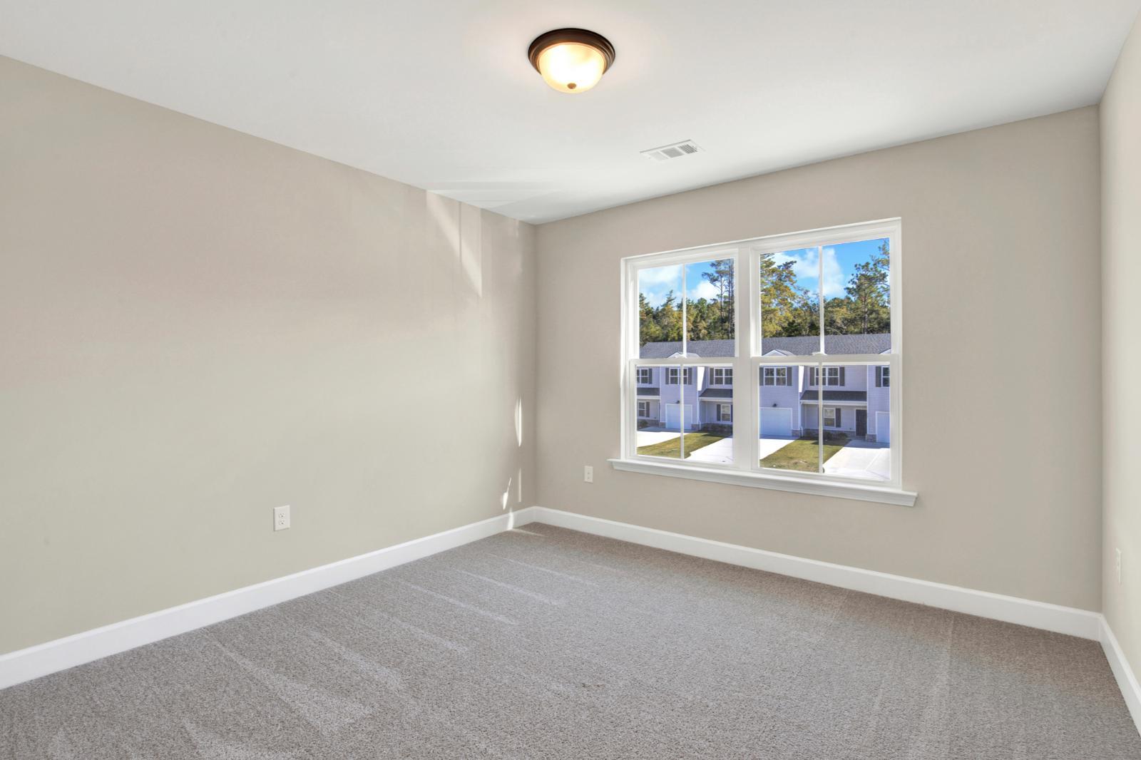 New Haven Townhome B - Bedroom 3 Front View