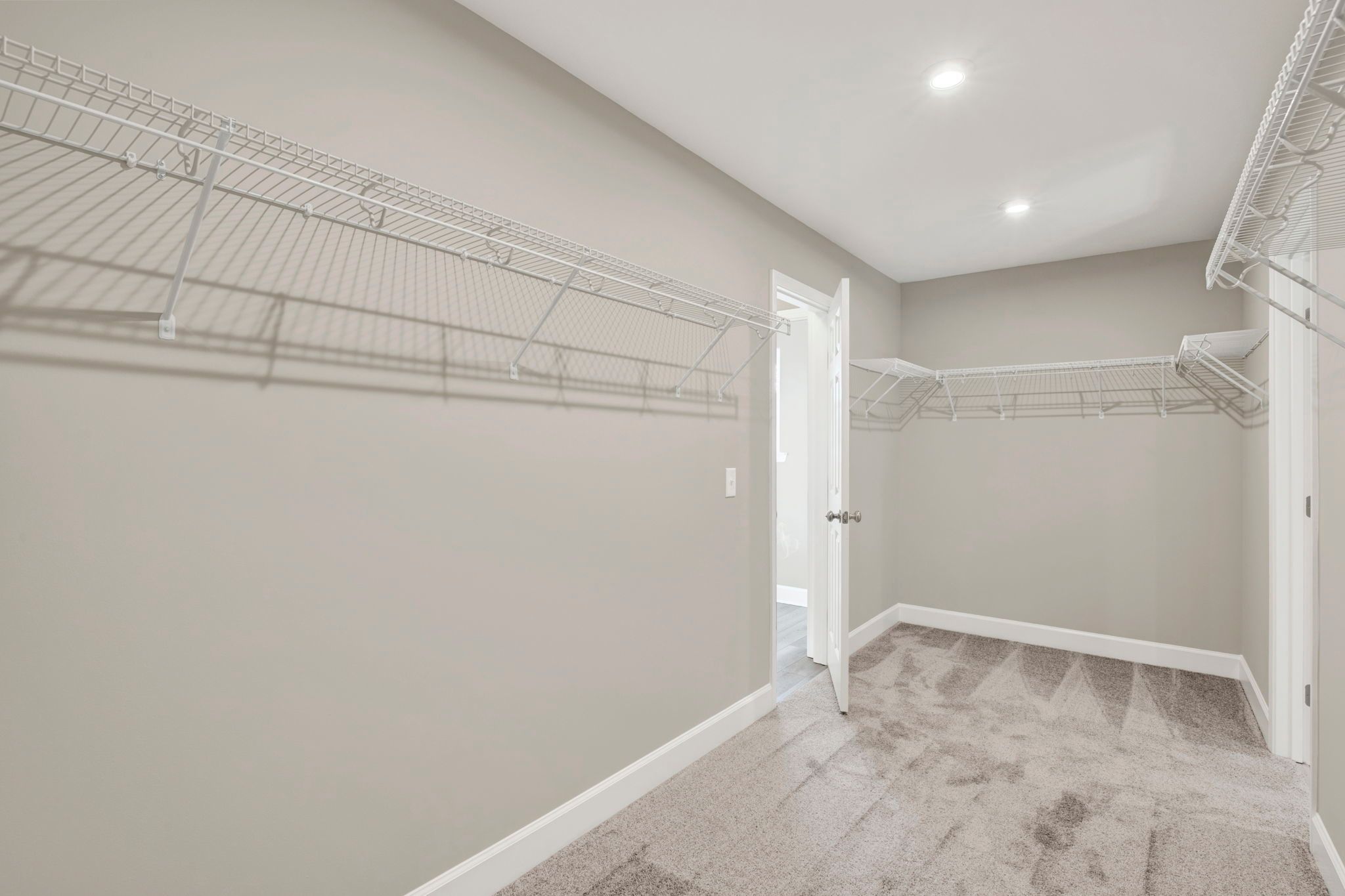 Hudson Plan Primary Walk-In Closet | Laundry Room Connection