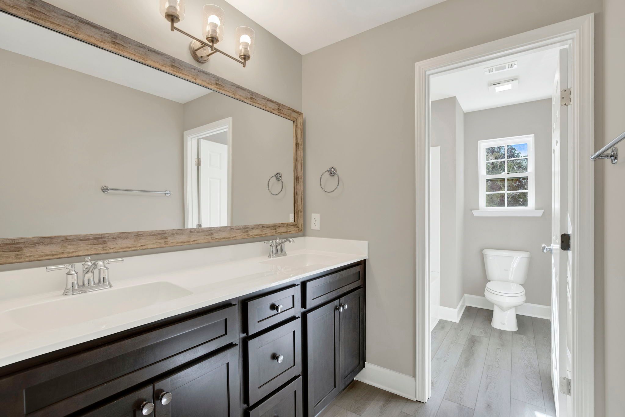 Hudson Plan Guest Bath | Split Vanity and Shower Layout