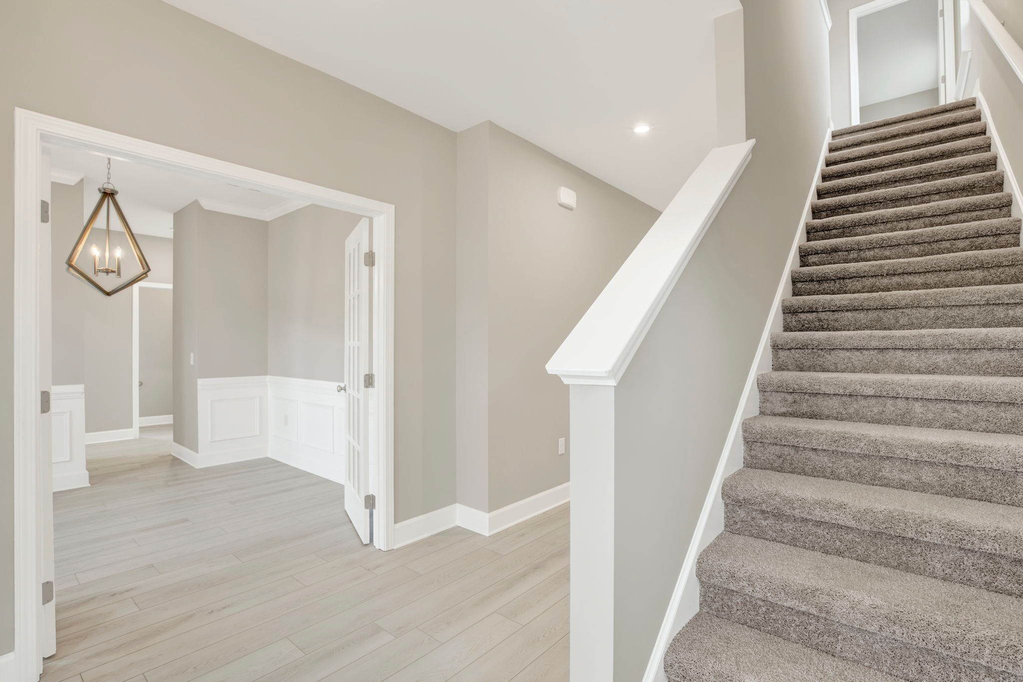 Aspen Plan Foyer View - Open Entryway