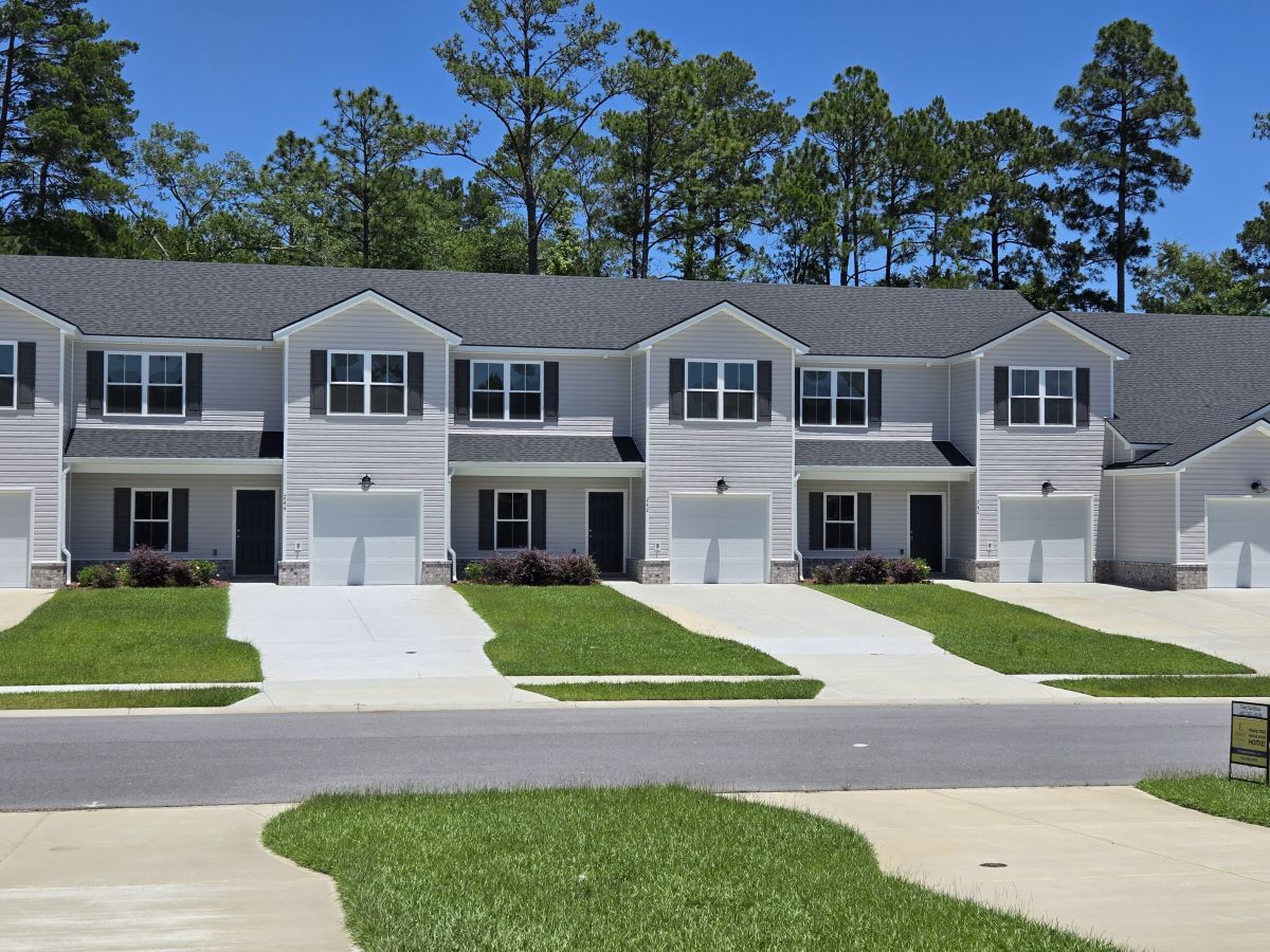 Exterior View of 242 Haisley Run Townhome in Guyton, GA | Ernest Homes