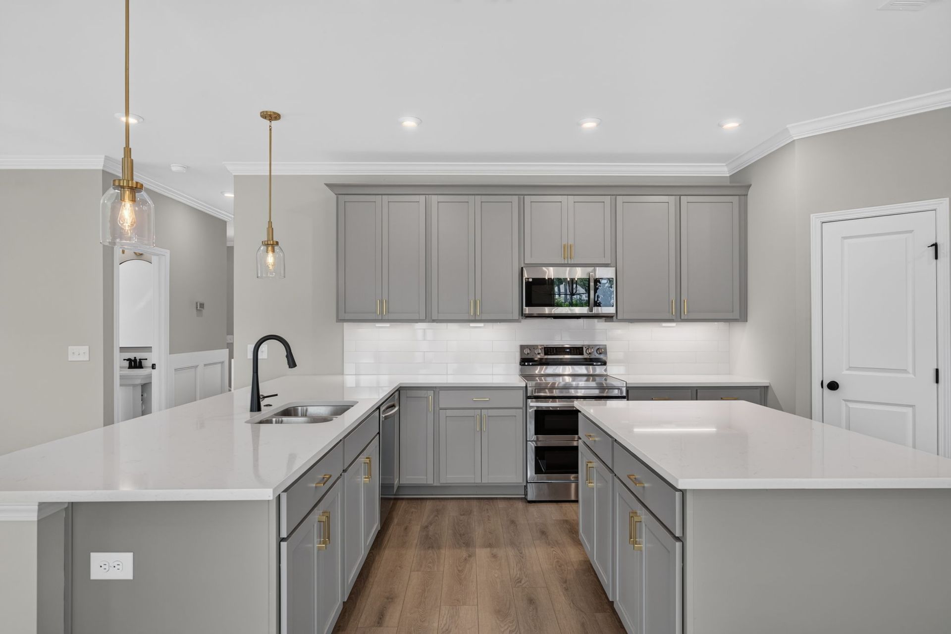 Edisto – Kitchen Island with Extra Storage