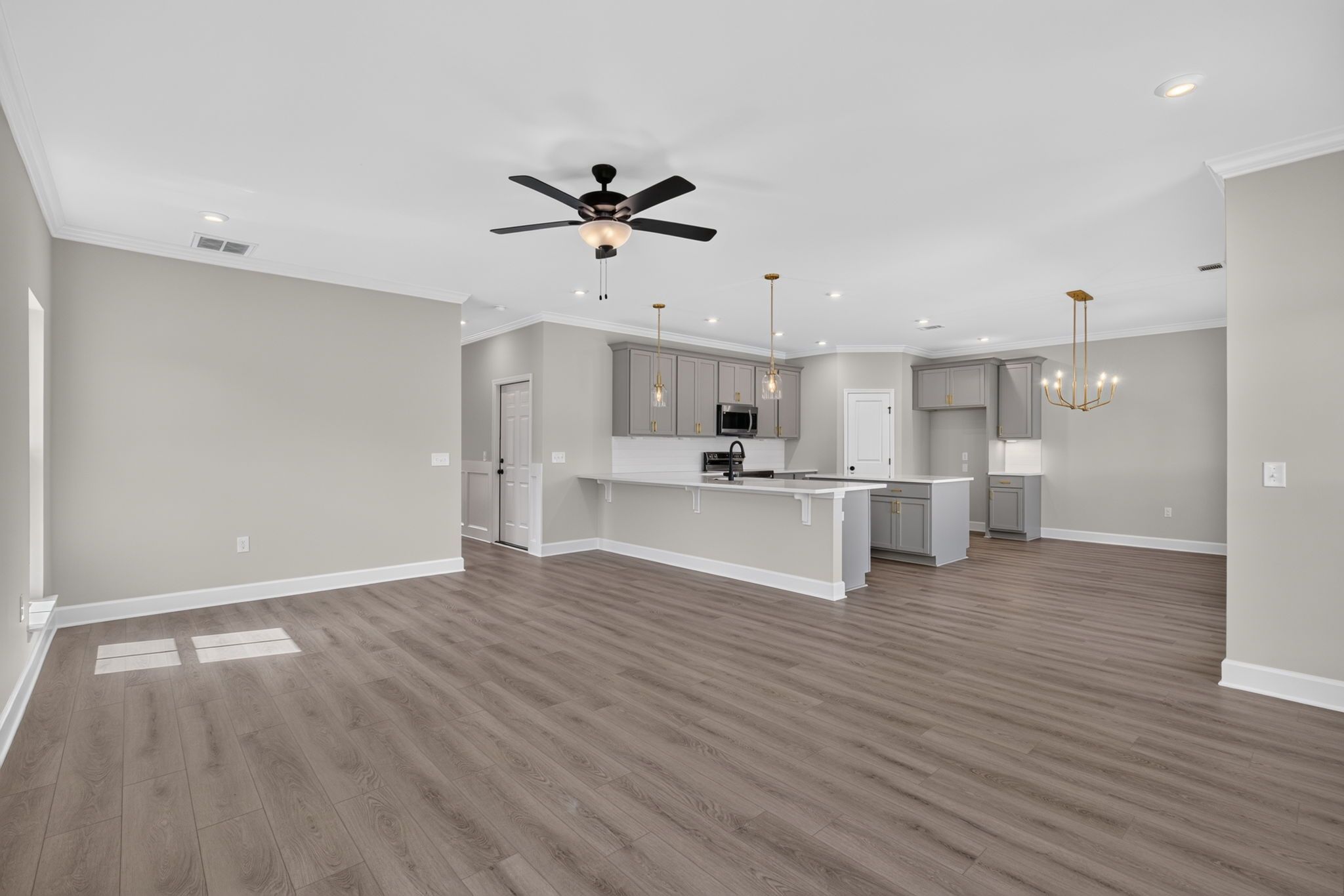 Edisto – Spacious Great Room Open to the Kitchen