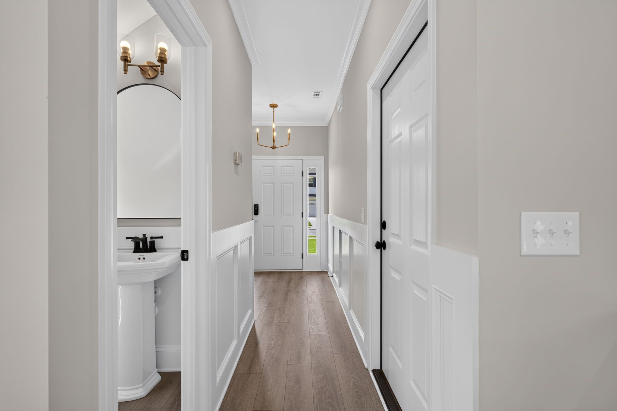 Edisto Entry Hall with Powder Bath