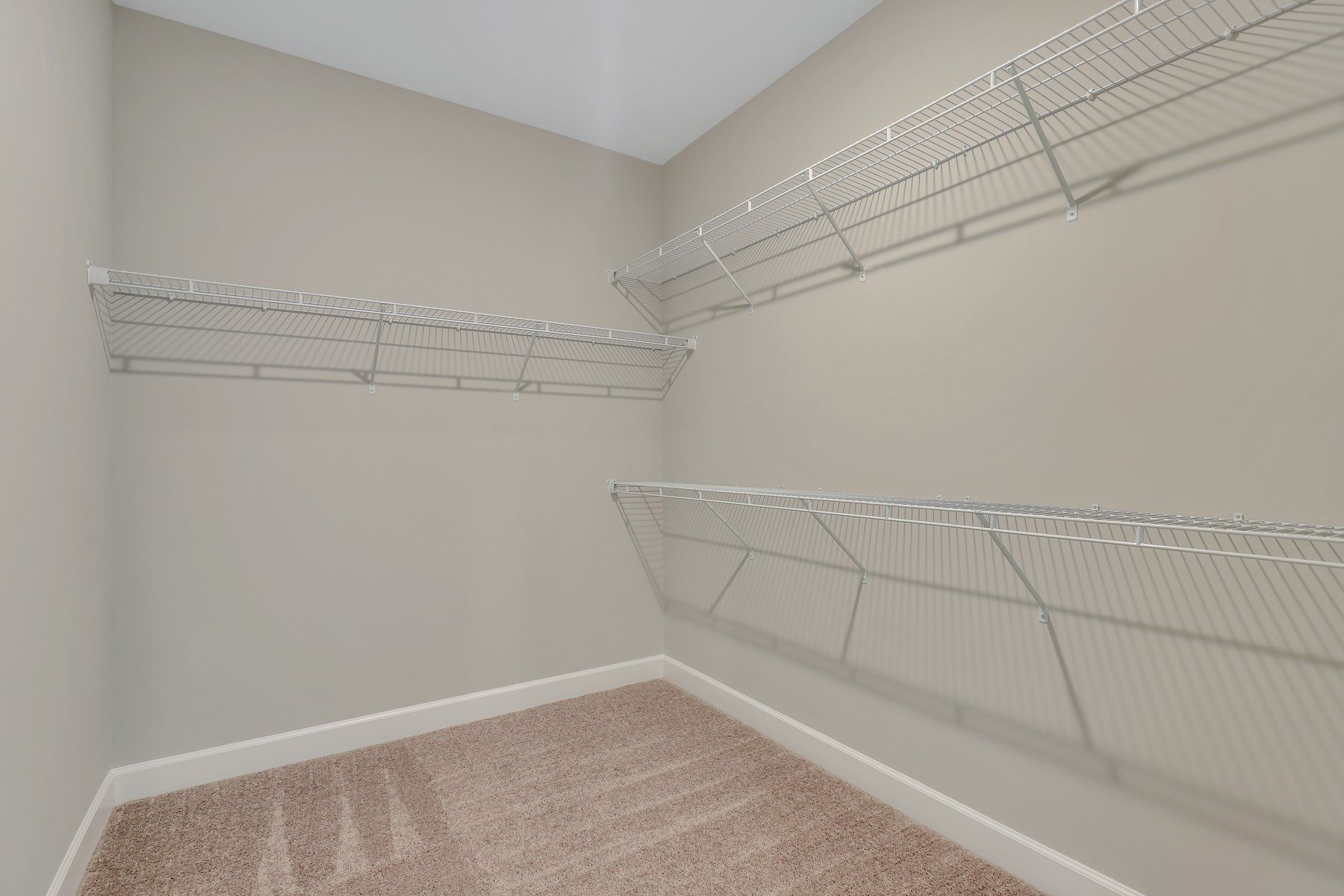 Wassaw – Owner’s Walk-In Closet