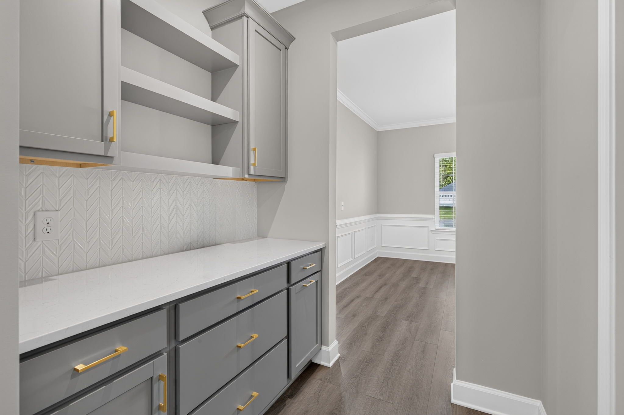 245 James Drive Butler's Pantry Pass-Through – Dunham Marsh