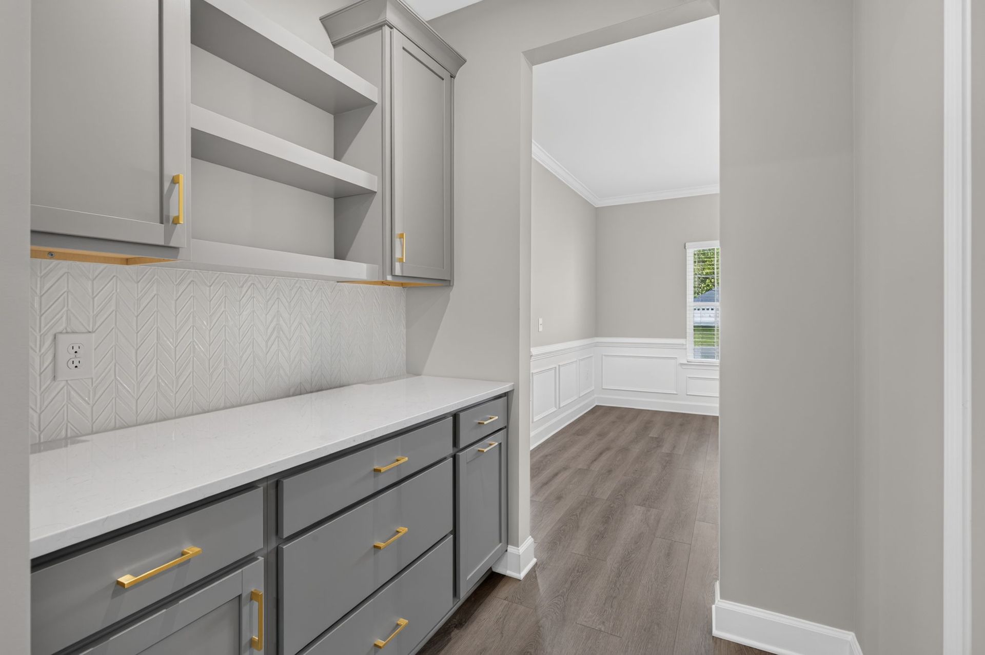 245 James Drive Butler's Pantry Pass-Through – Dunham Marsh
