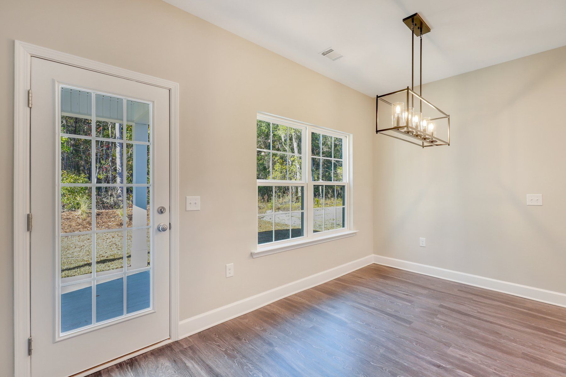 Kiawah - Breakfast Room | Ernest Homes