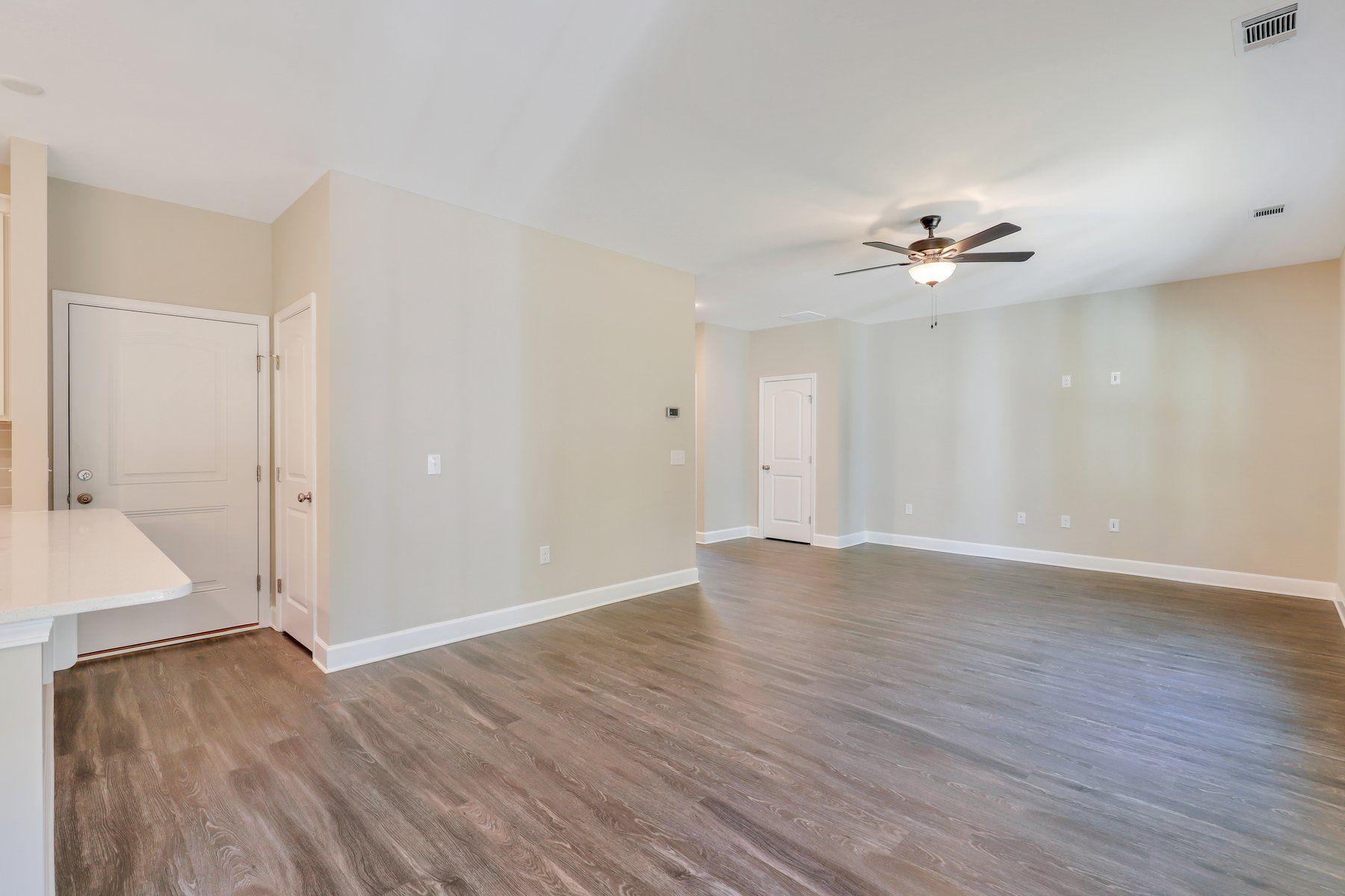 Kiawah - Family Room | Ernest Homes