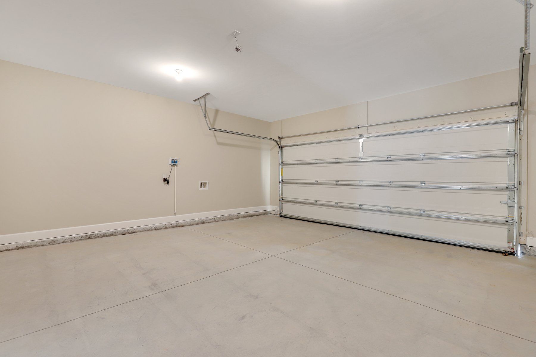 Kiawah – Garage Interior | Ernest Homes