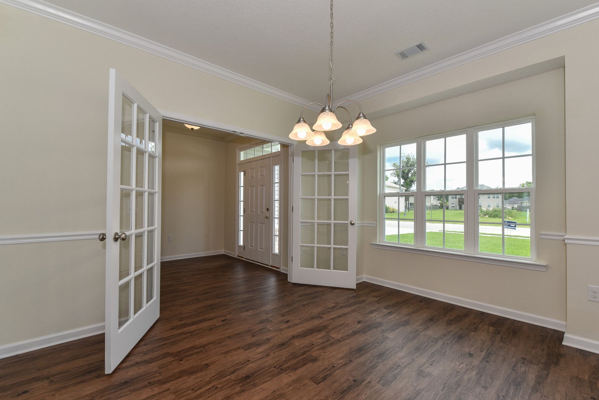 Hilton - Dining Room | Ernest Homes