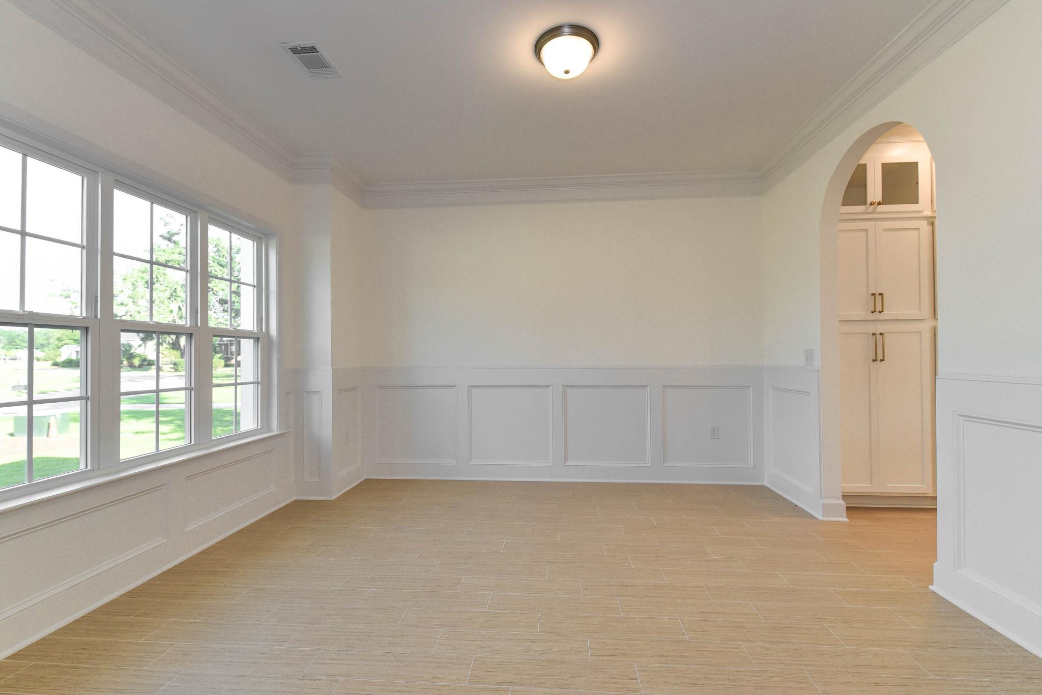 Hilton Dining Room | Ernest Homes