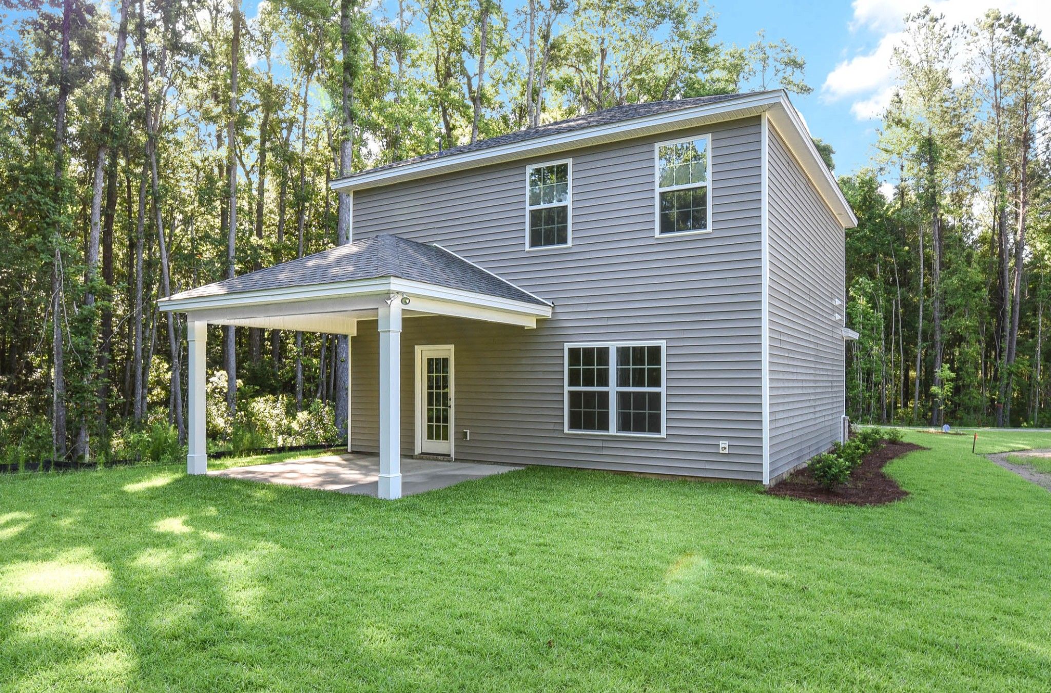 Madison - Back elevation with covered back porch | Ernest Homes