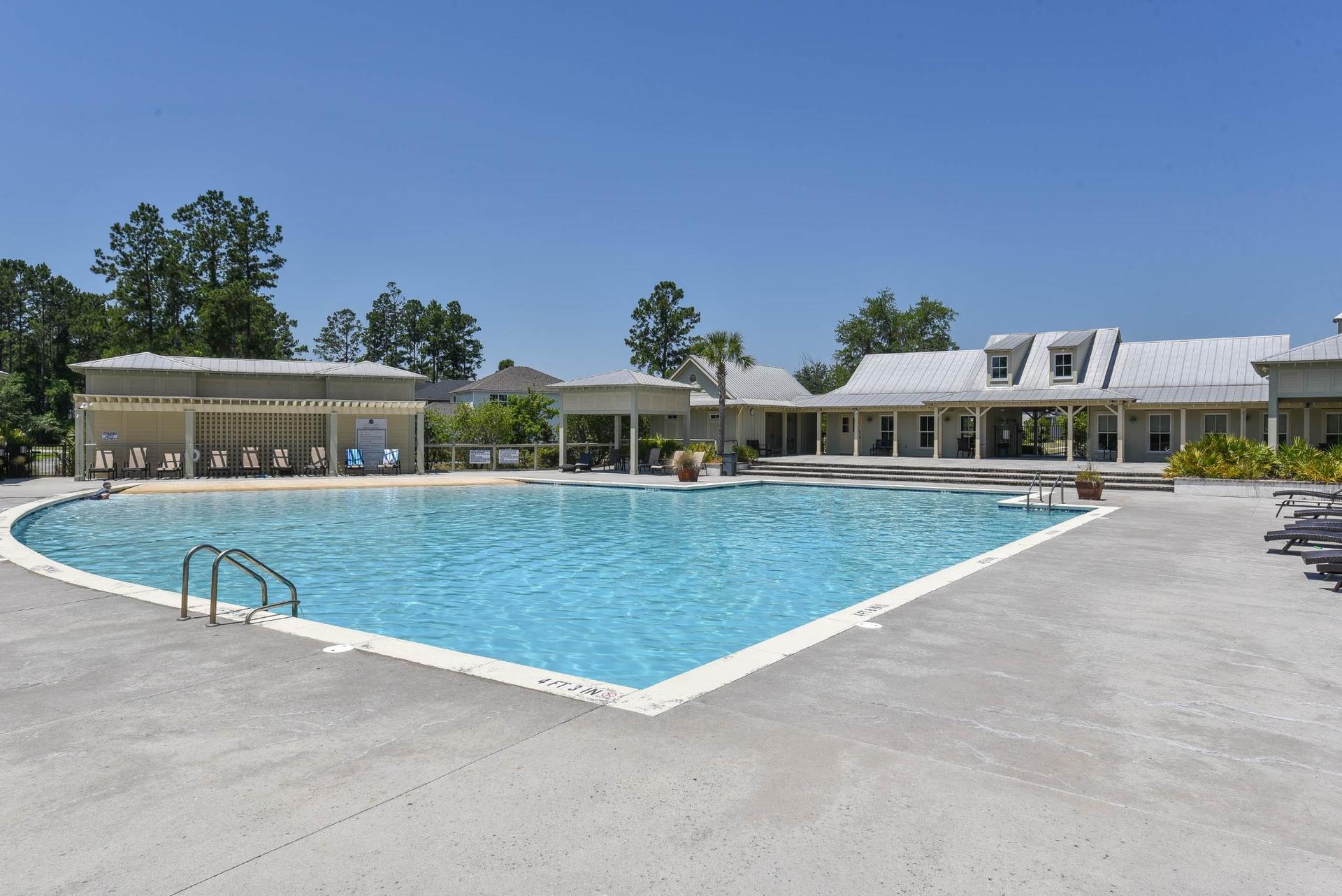 Dunham Marsh Community Pool and Pool Deck