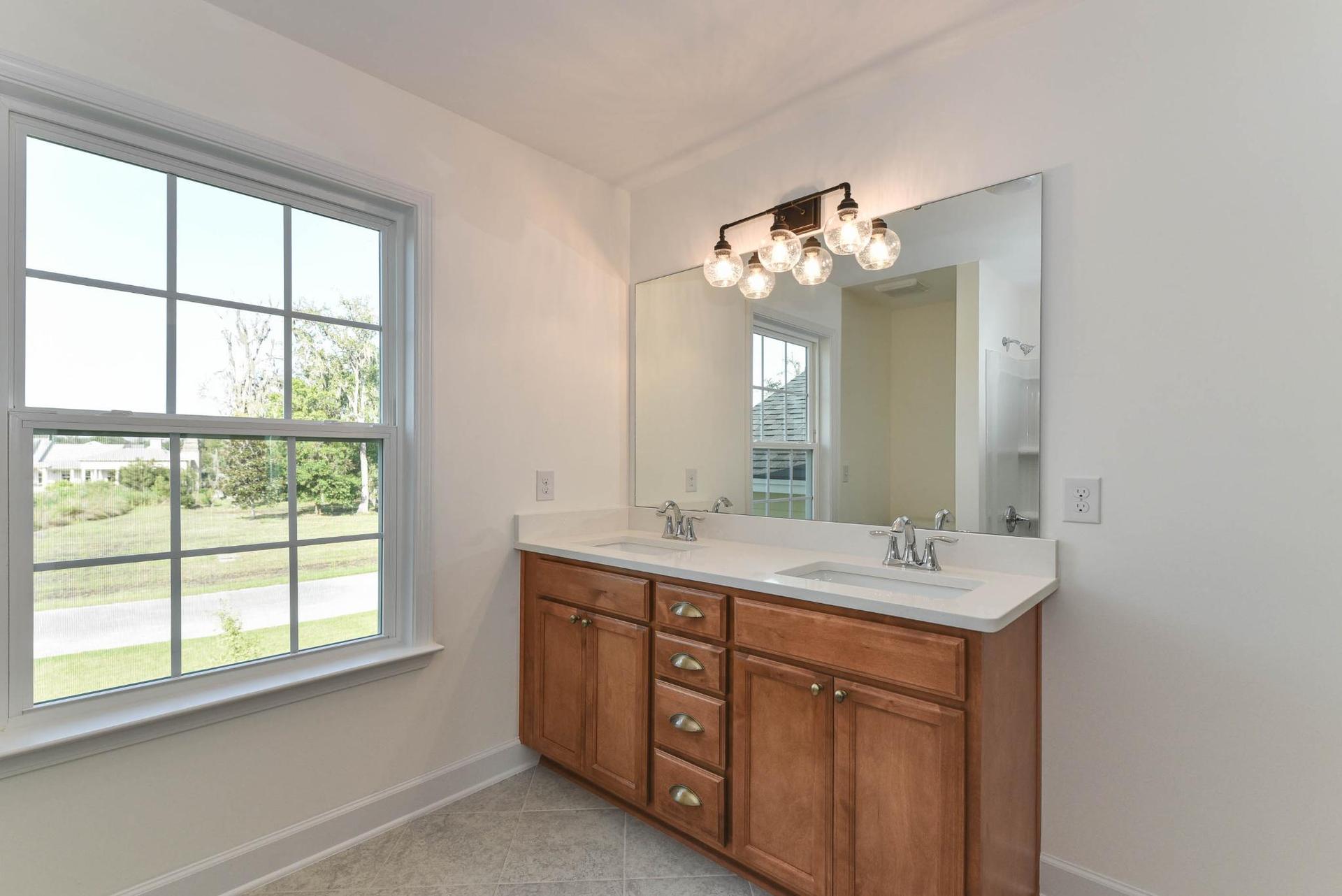 Hilton Upstairs Secondary Bath | Ernest Homes