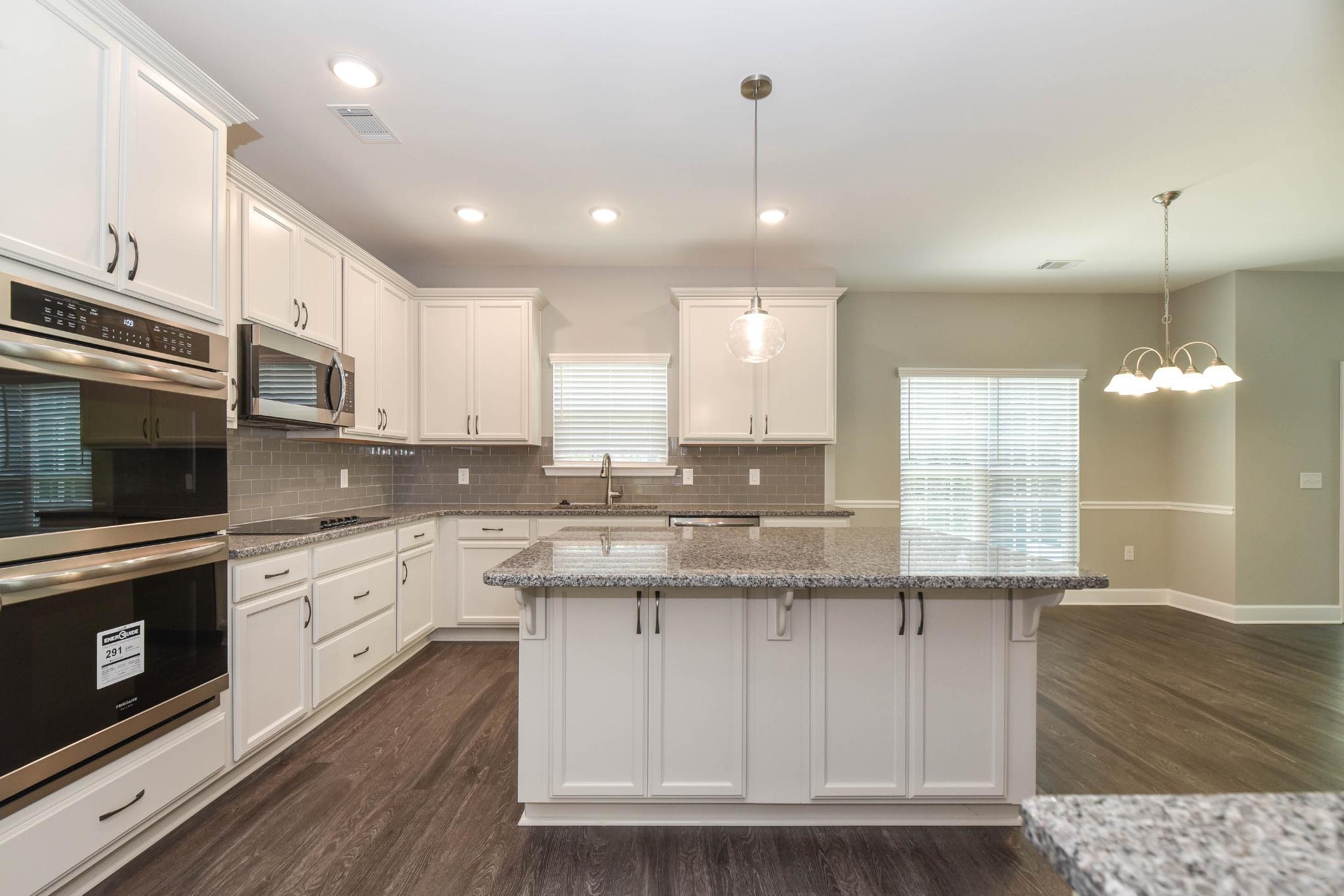 Greybeard - Gourmet Kitchen | Ernest Homes