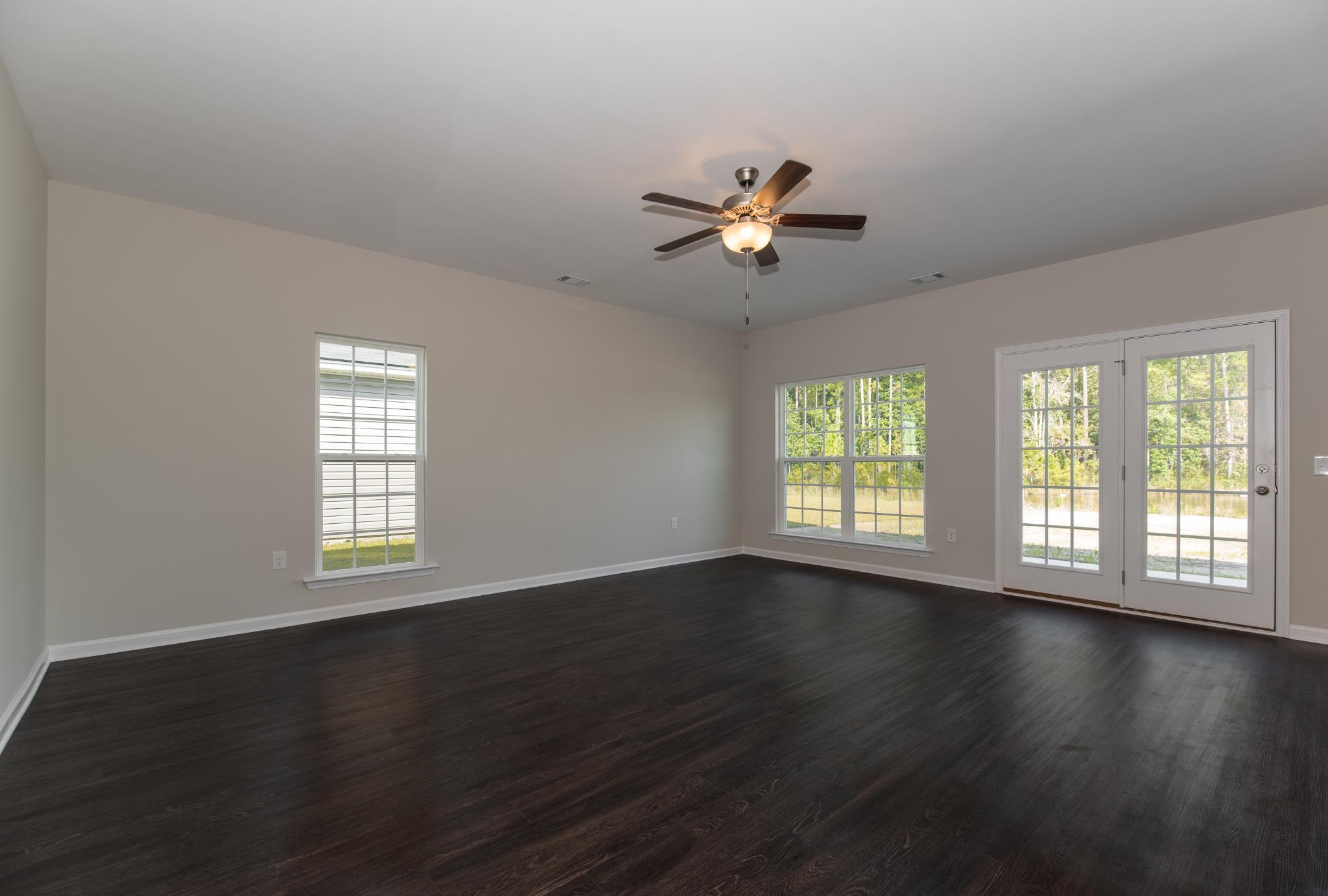 Blackbeard - Family Room | Ernest Homes