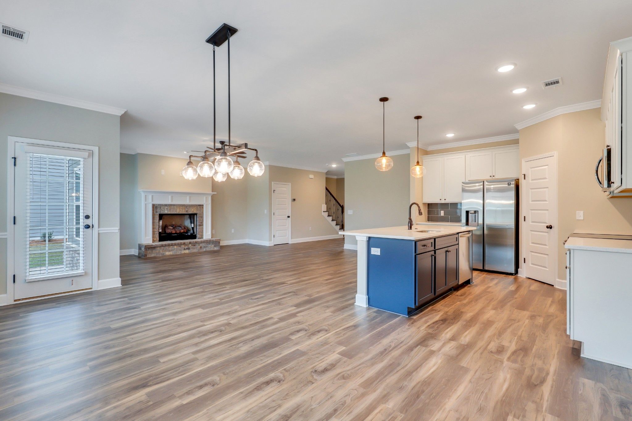 Seabrook - View from Morning Room into Kitchen and Family Room | Ernest Homes