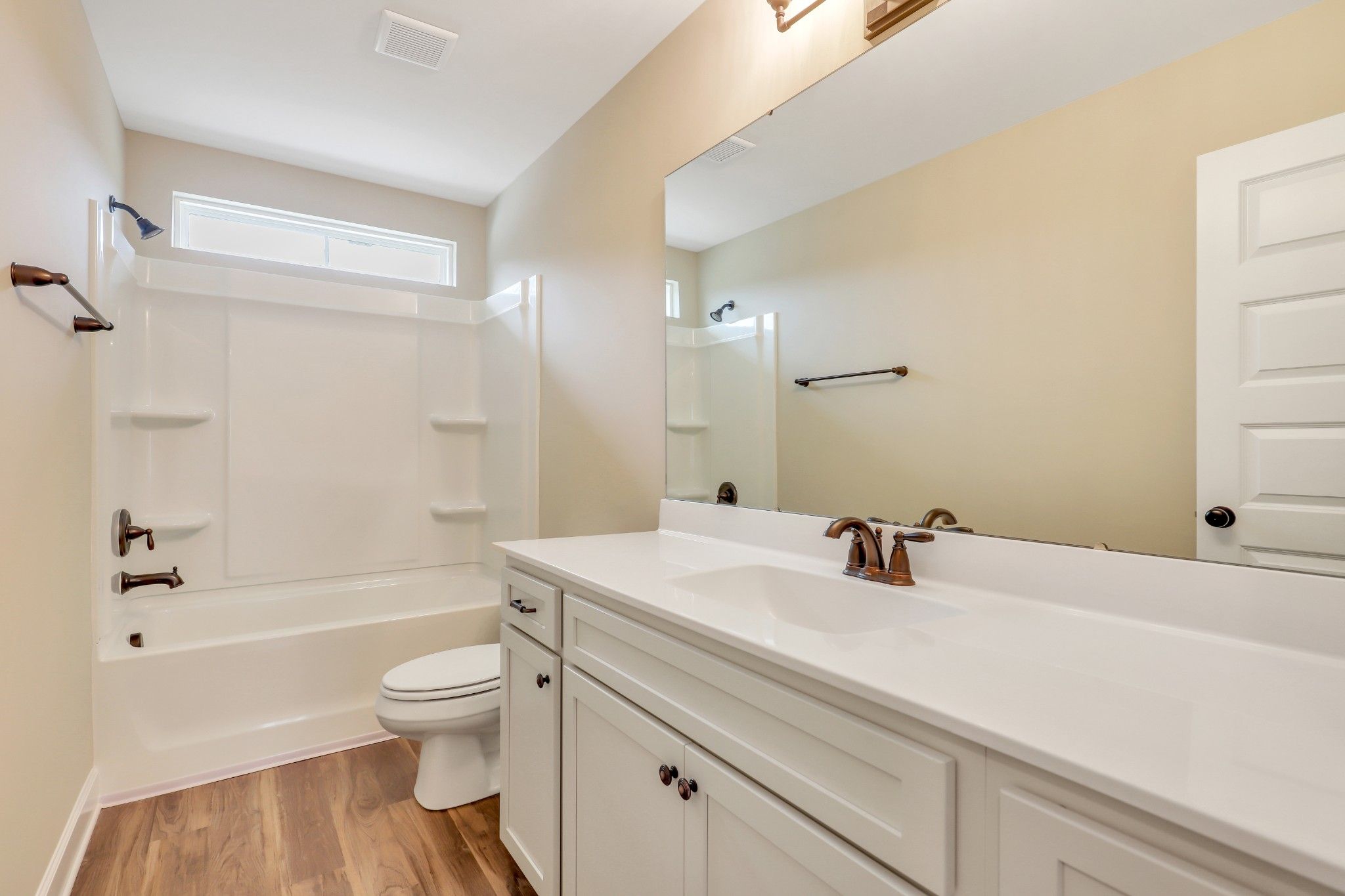 Seabrook - Hall Bath upstairs  | Ernest Homes