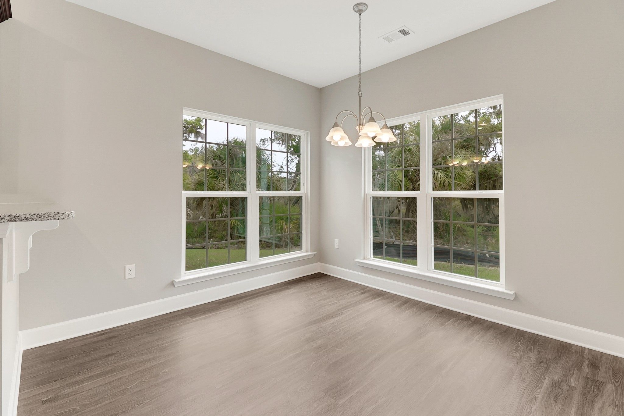 Harbor – Breakfast Nook with Natural Light | Ernest Homes