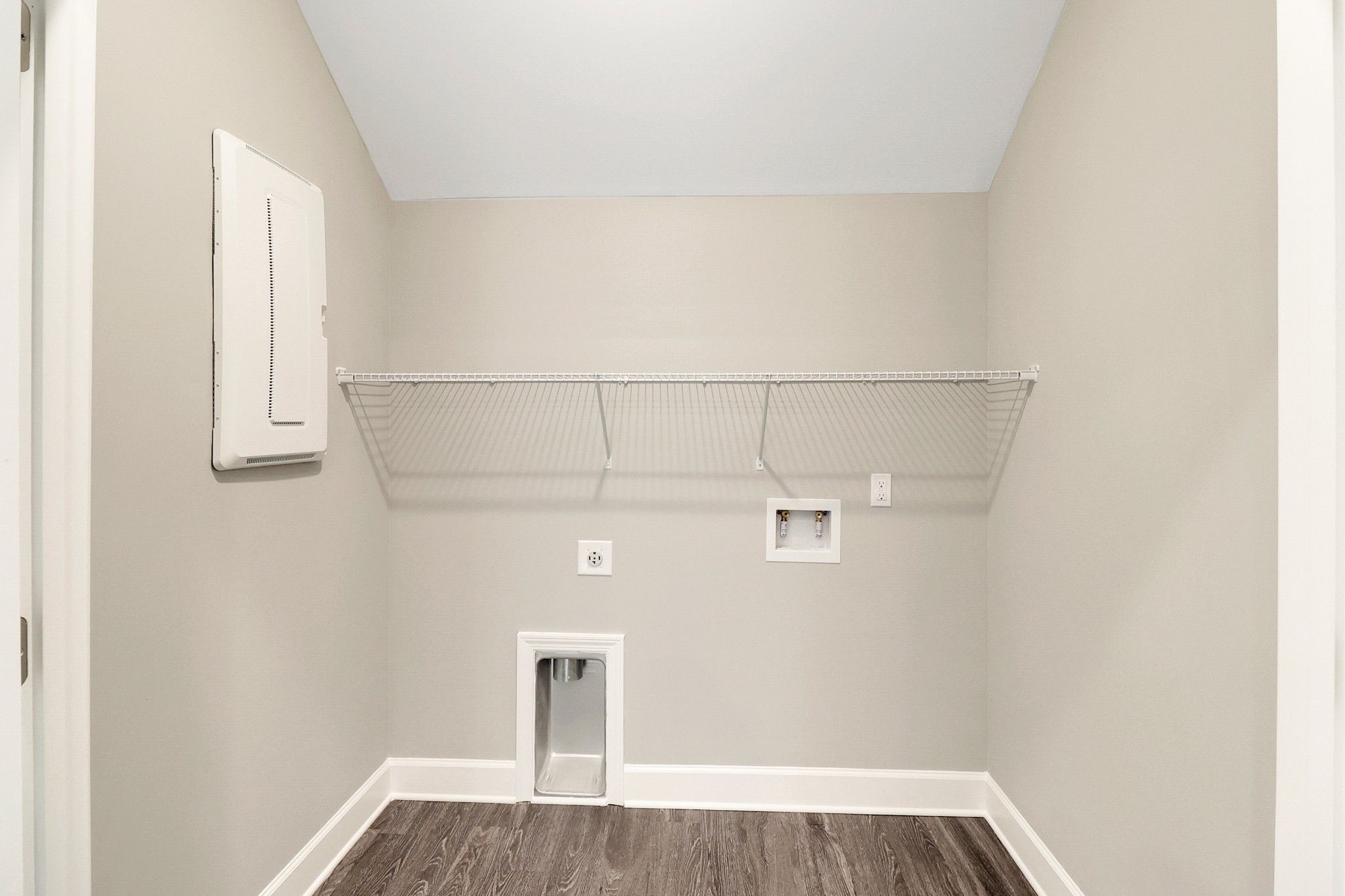 Harbor – Laundry Room | Ernest Homes
