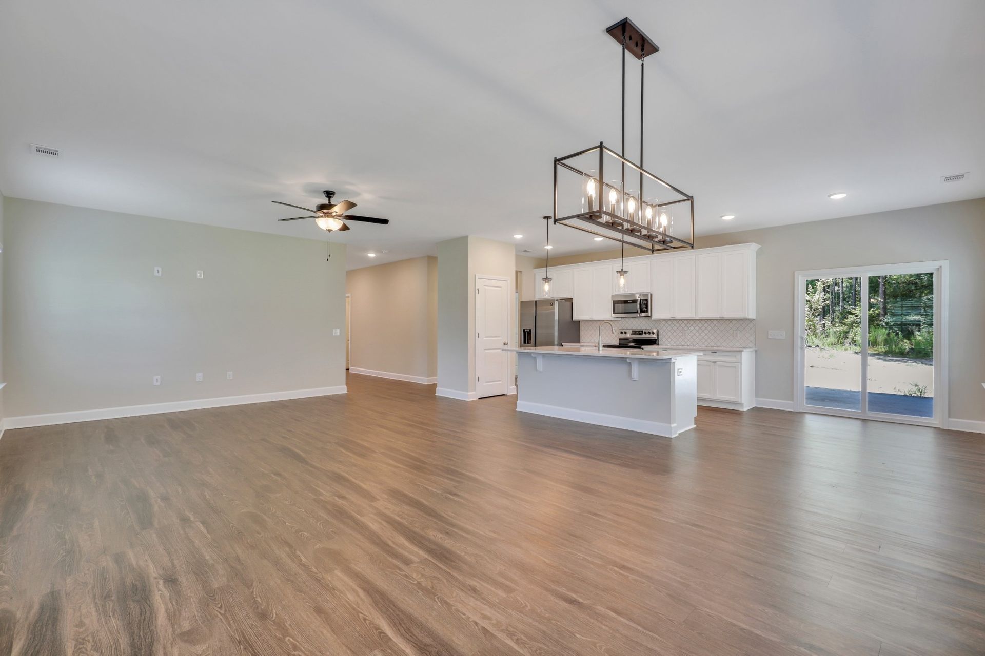 Laurel Family Room & Kitchen – Open Layout