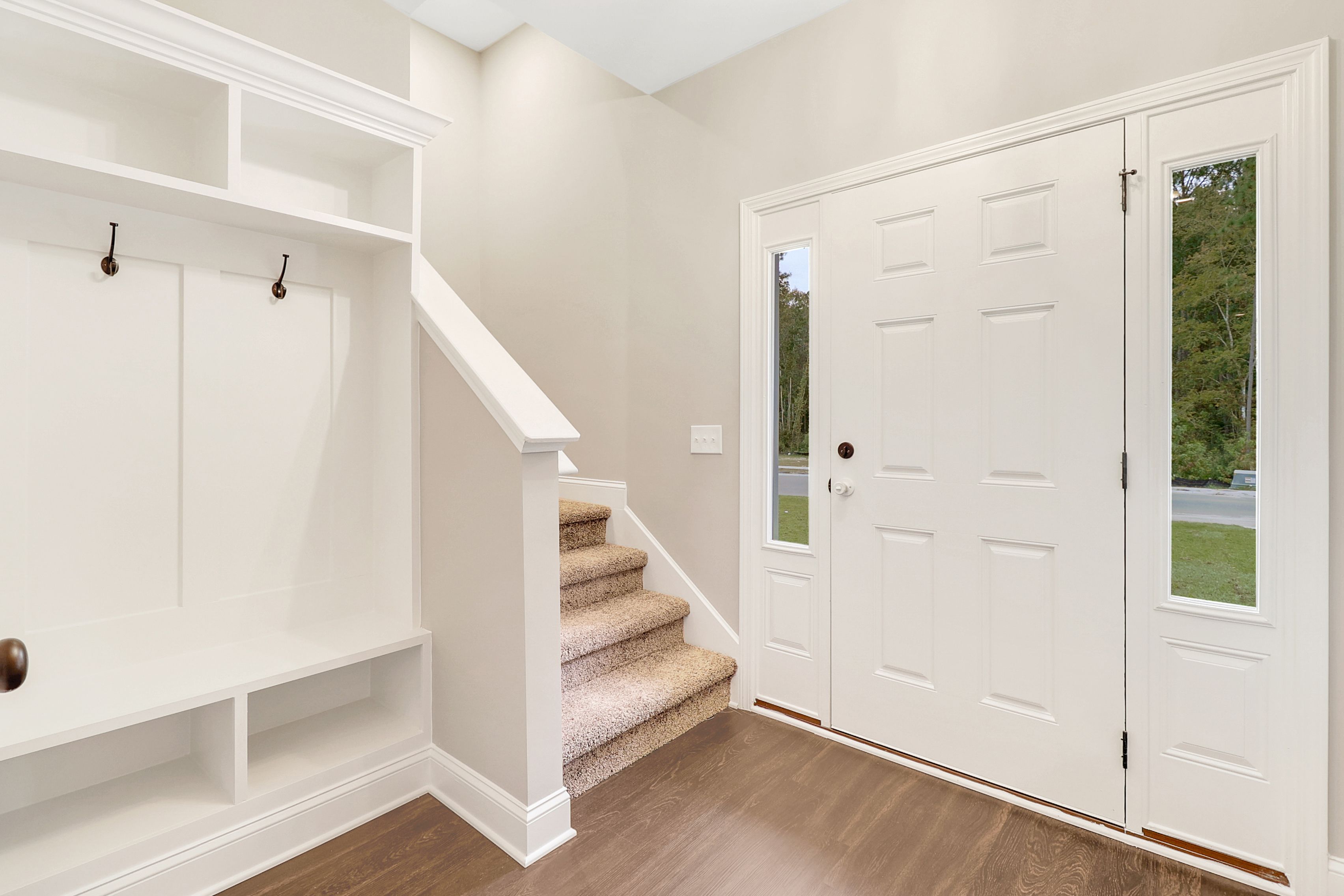 Edisto – Foyer with Mud Bench | Ernest Homes