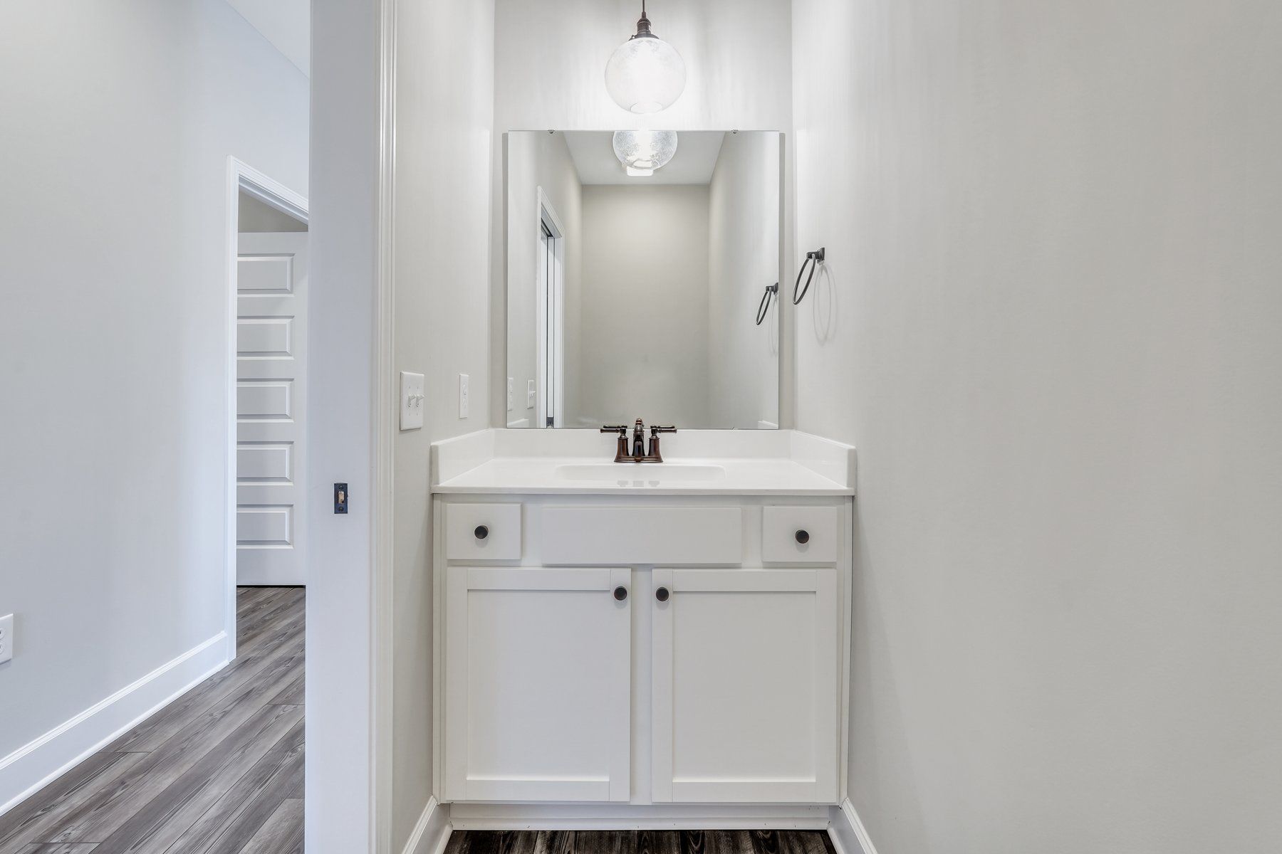 Sherwood – Half Bath Vanity with Globe Pendant