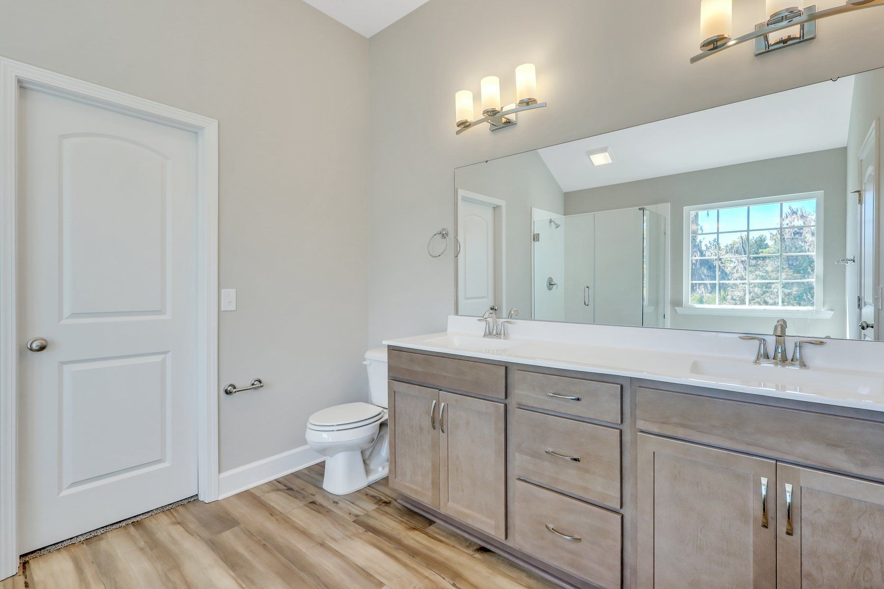 Daufuskie Primary Bathroom Vanity
