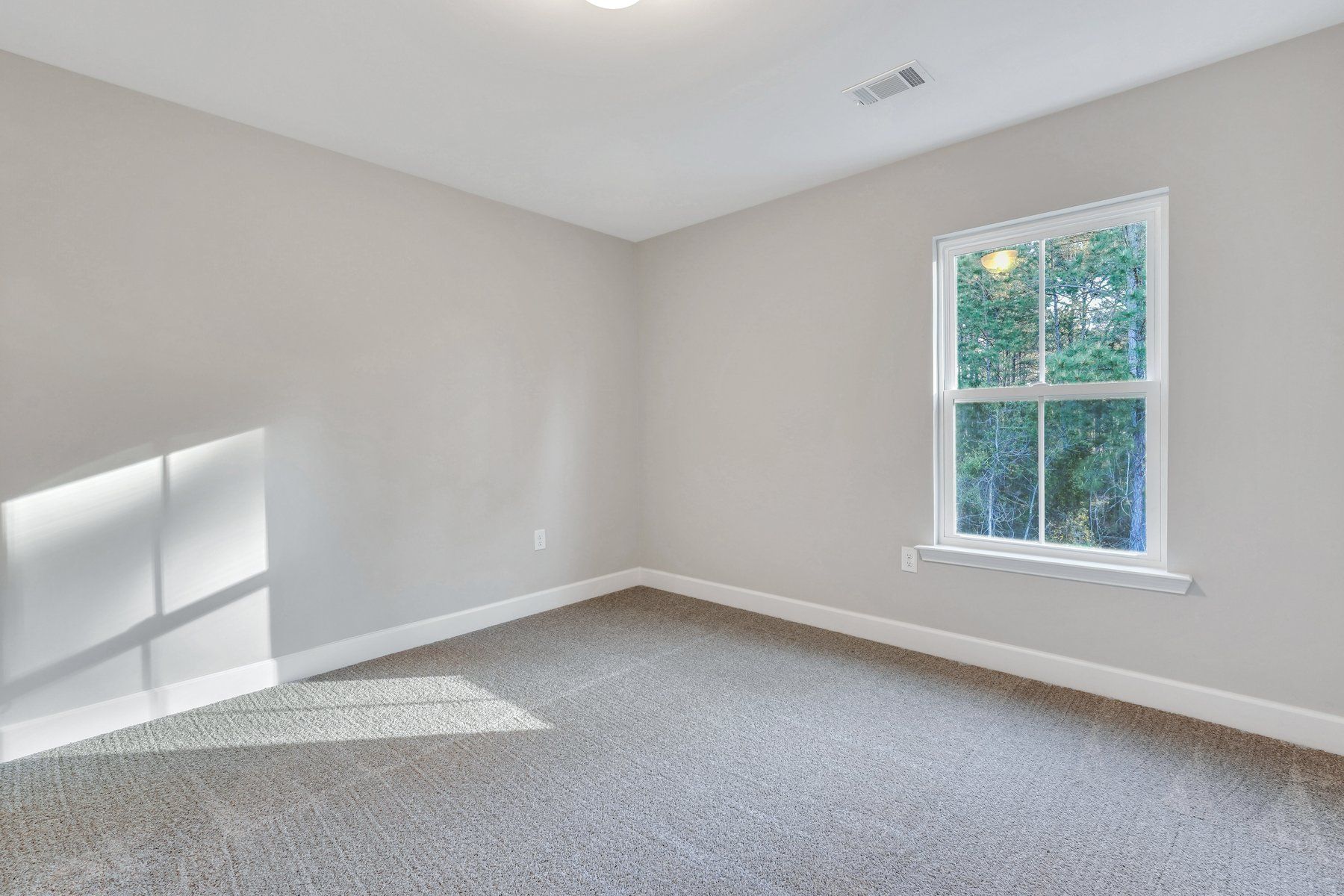 New Haven Townhome A - secondary bedroom | Ernest Homes