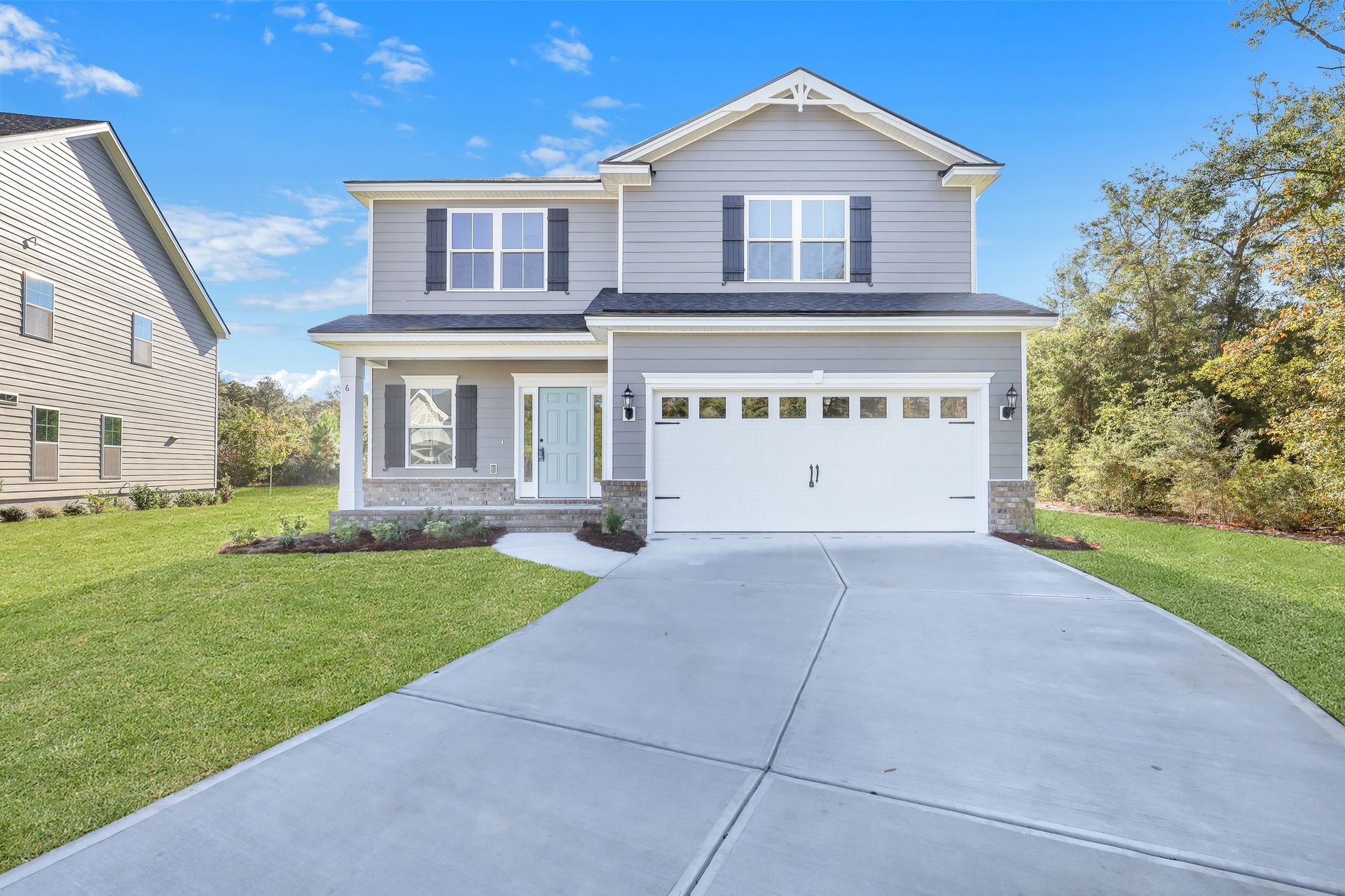 Hatteras Signature Elevation C – Exterior Front View | Ernest Homes