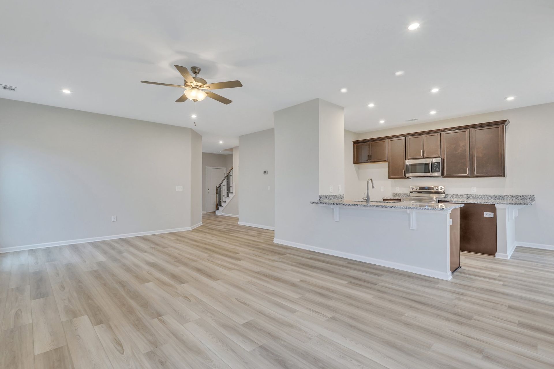 Harbor – Living Room | Ernest Homes