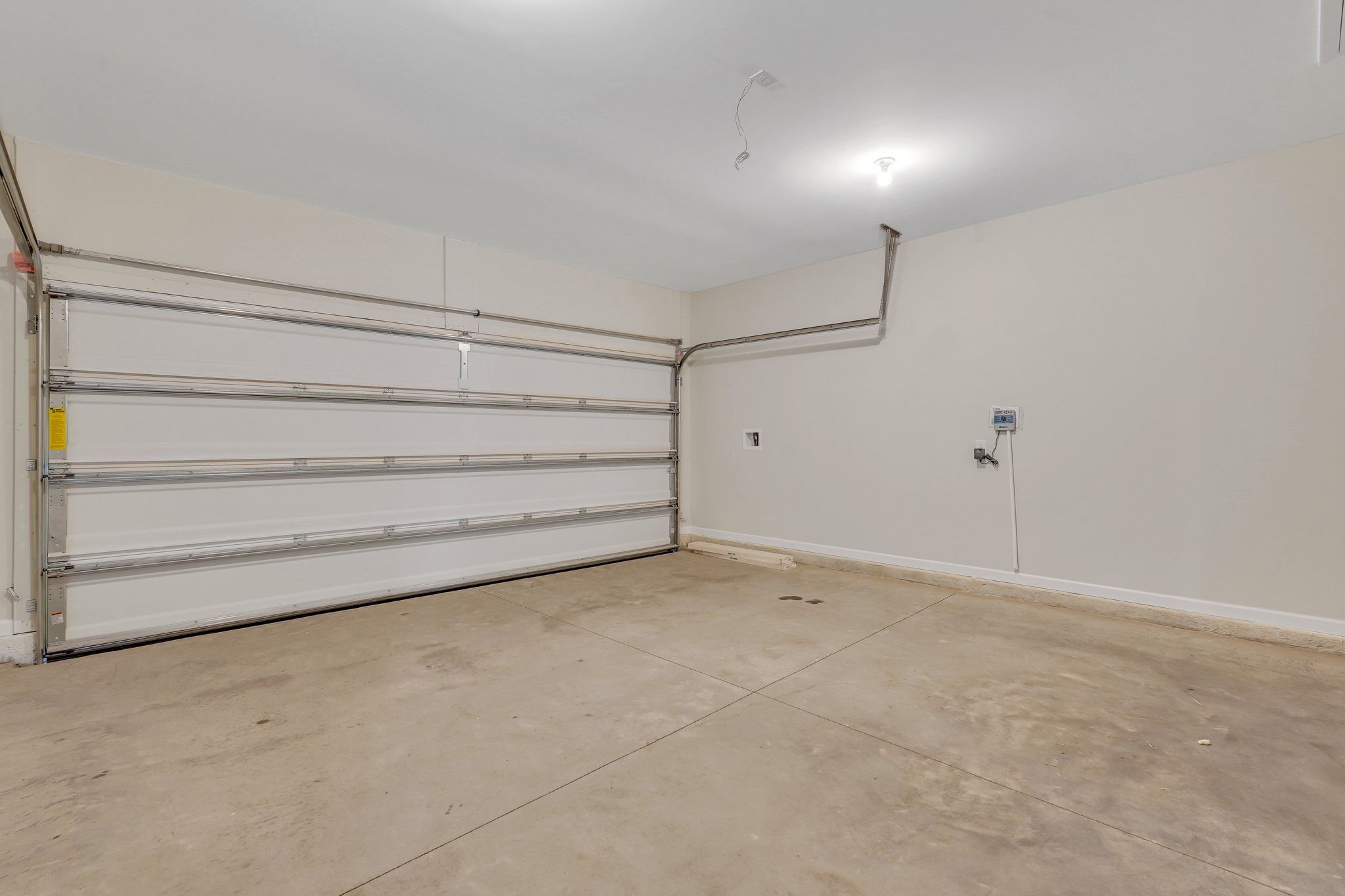 Harbor – Garage Interior | Ernest Homes