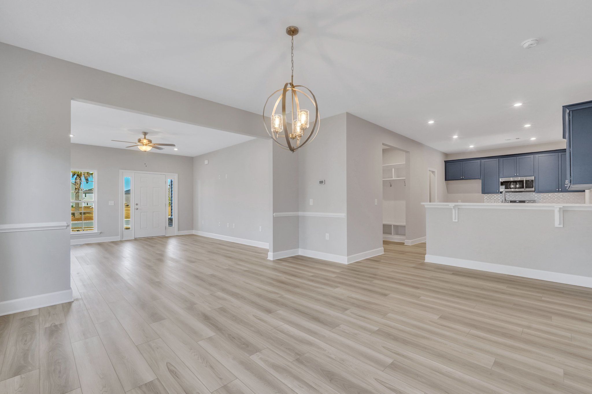 Hatteras Signature – Dining Room | Ernest Homes