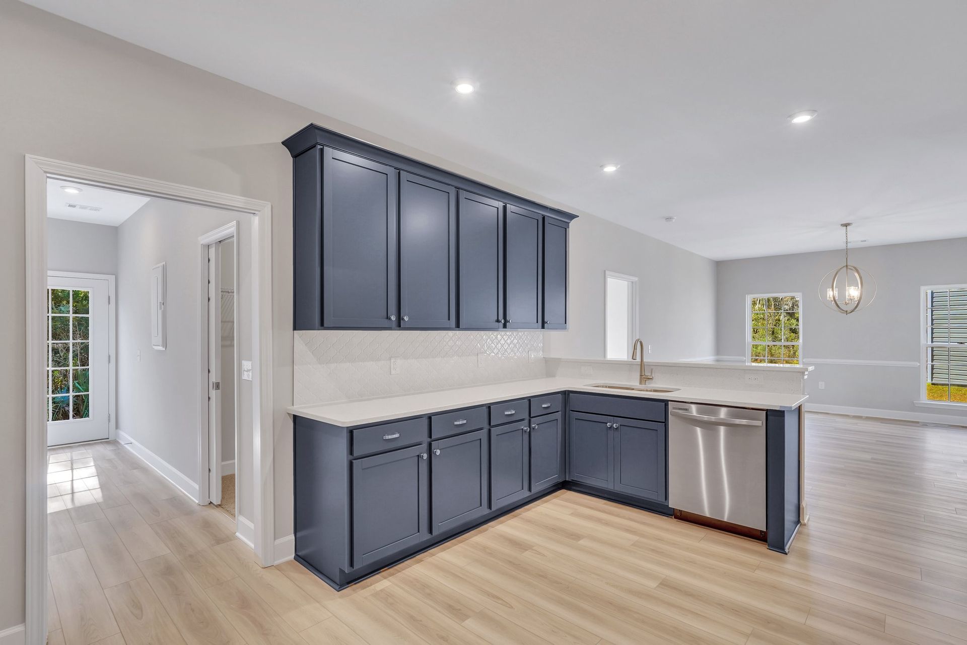 Hatteras Signature - Kitchen  | Ernest Homes